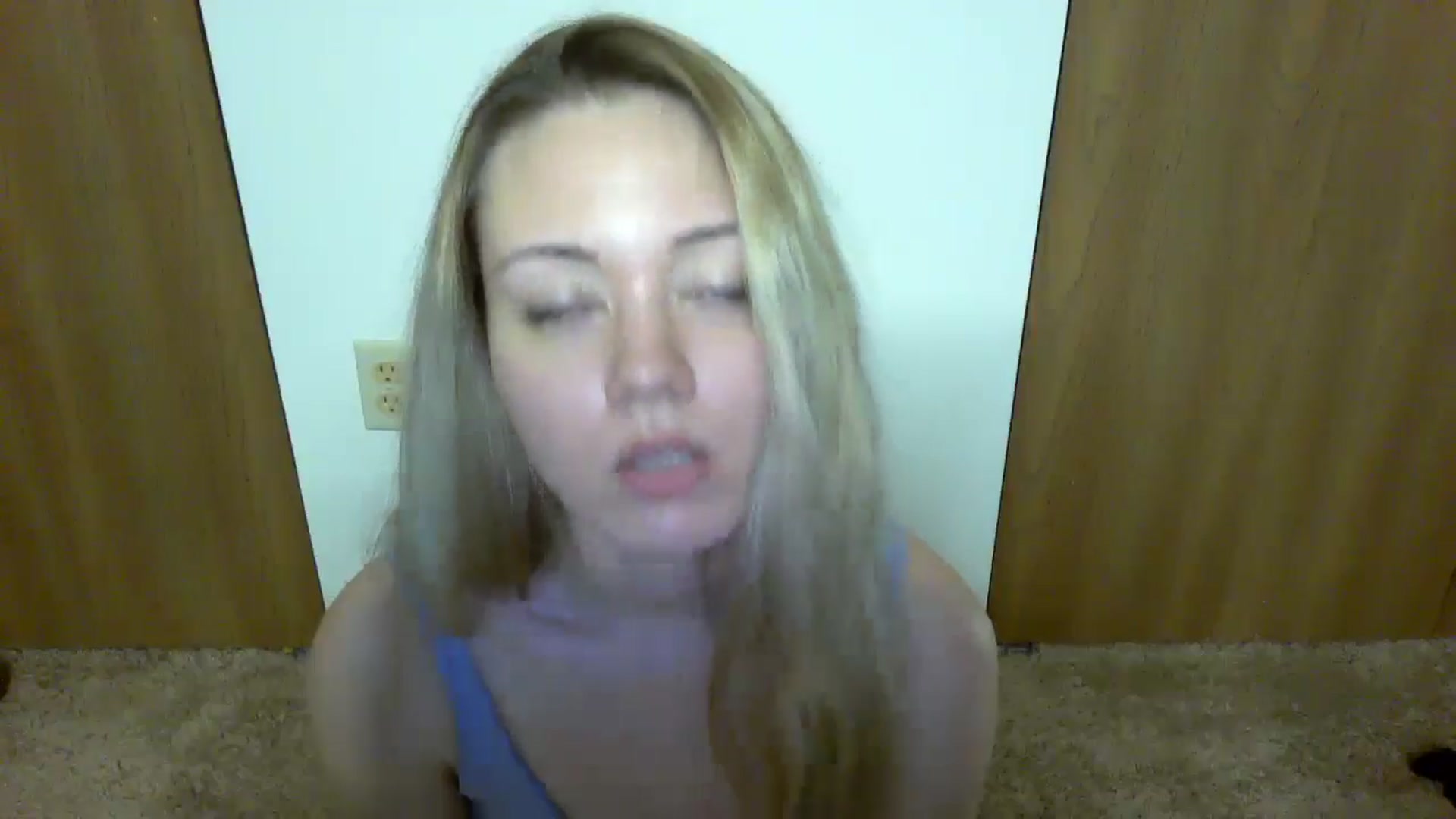 Gallery image thumbnail from Mandeigh's myfreecams stream on, 04/28/2024, 08:54 image 4 of 20