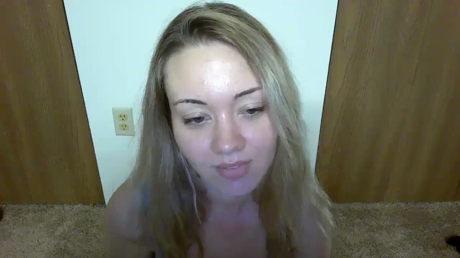 Gallery image thumbnail from Mandeigh's myfreecams stream on, 04/28/2024, 08:54 image 12 of 20