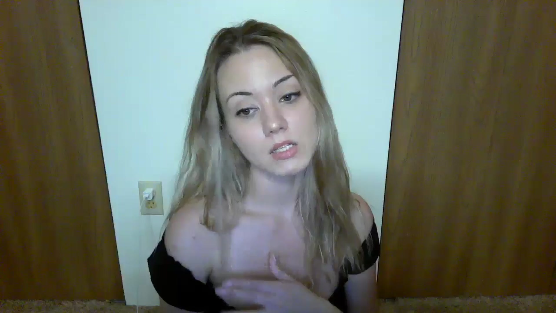 Gallery image thumbnail from Mandeigh's myfreecams stream on, 05/02/2024, 05:19 image 19 of 20