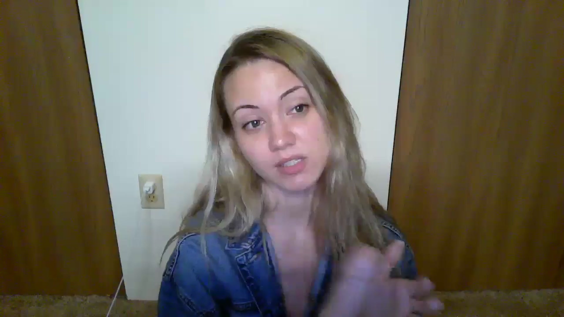 Gallery image thumbnail from Mandeigh's myfreecams stream on, 05/02/2024, 08:25 image 6 of 20