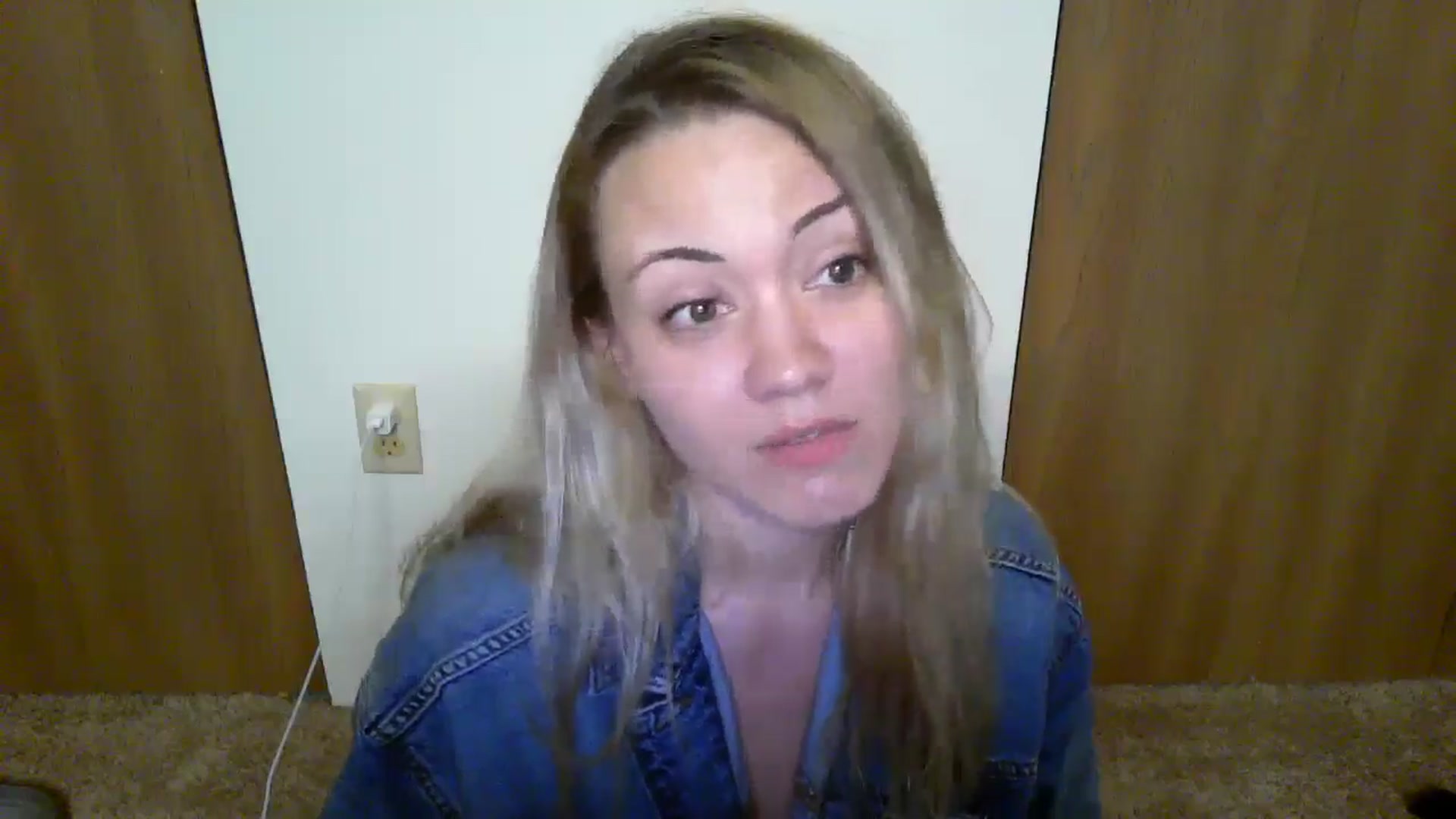Gallery image thumbnail from Mandeigh's myfreecams stream on, 05/02/2024, 08:25 image 7 of 20