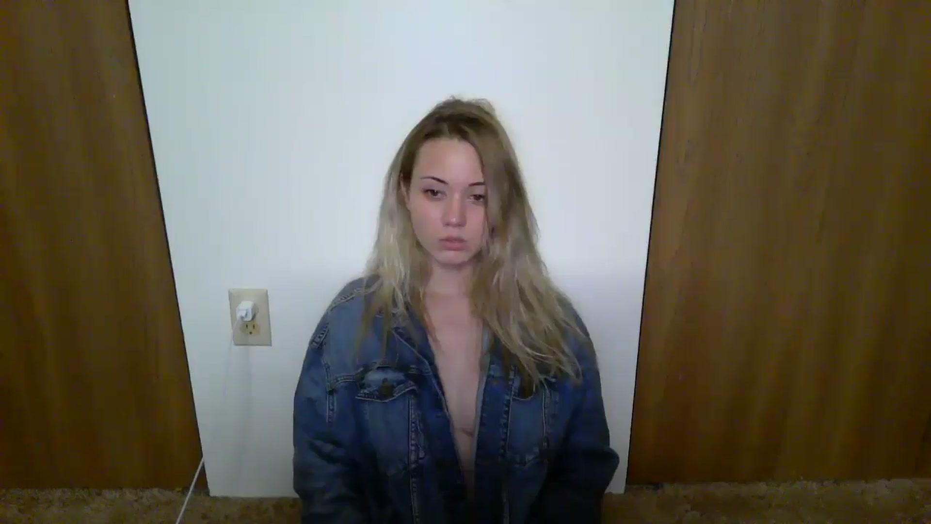 Gallery image thumbnail from Mandeigh's myfreecams stream on, 05/02/2024, 08:25 image 5 of 20
