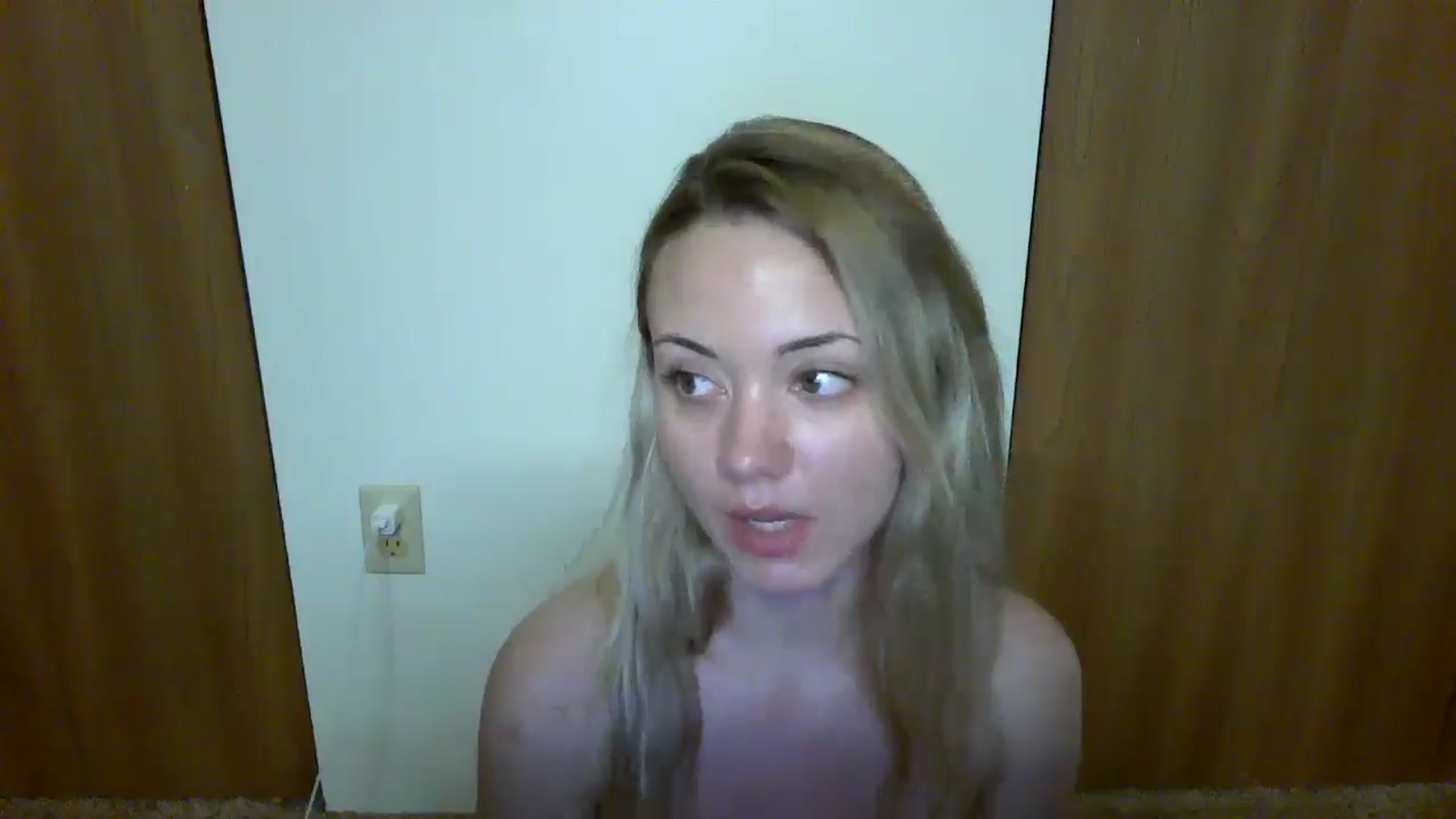 Gallery image thumbnail from Mandeigh's myfreecams stream on, 05/02/2024, 08:41 image 5 of 20