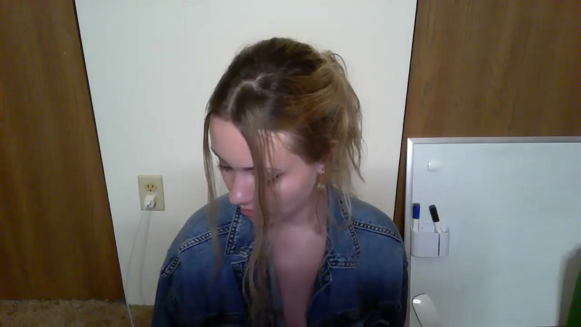 Gallery image thumbnail from Mandeigh's myfreecams stream on, 05/08/2024, 06:57 image 7 of 20