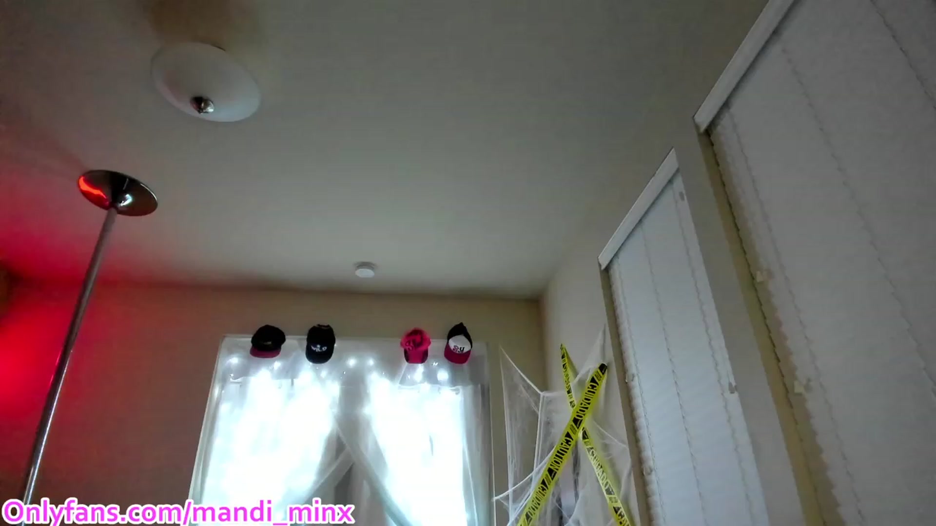 Gallery image thumbnail from Mandi_Minx's myfreecams stream on, 11/07/2023, 06:51 image 16 of 20