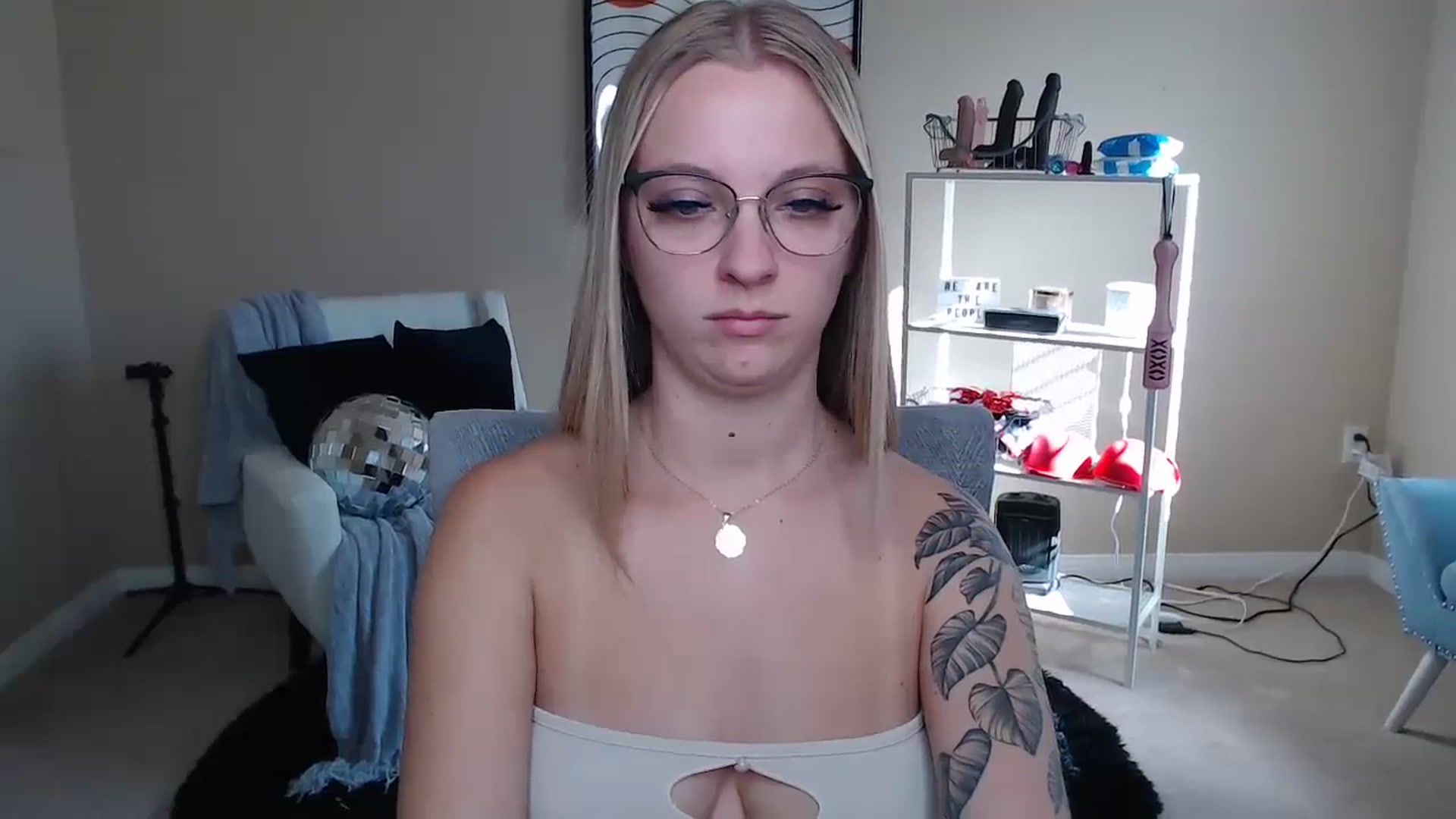 Gallery image thumbnail from MandyIrelan's myfreecams stream on, 11/21/2023, 19:54 image 16 of 20