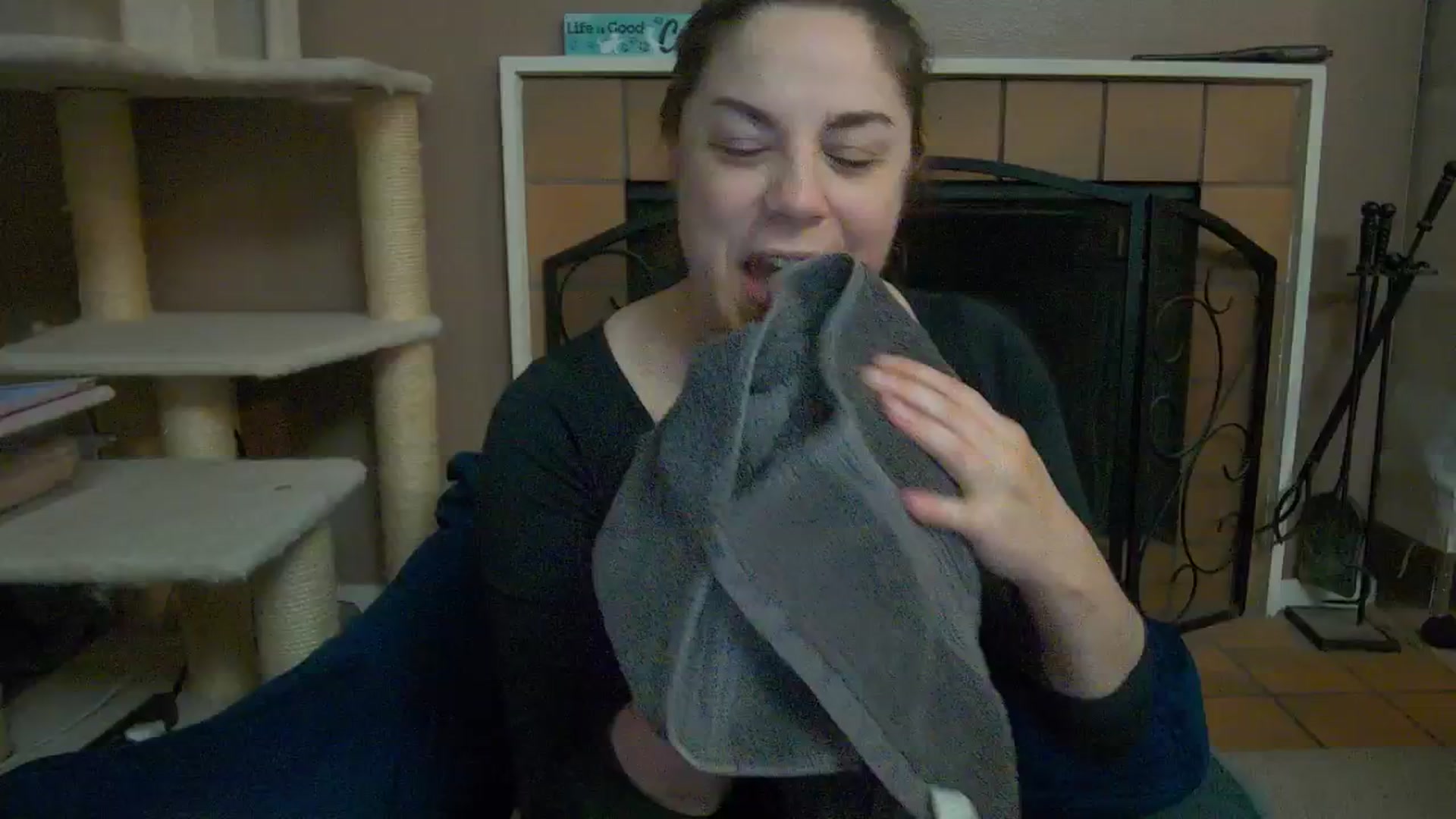 Gallery image thumbnail from Mandy_Rose's myfreecams stream on, 11/28/2024, 07:39 image 11 of 20