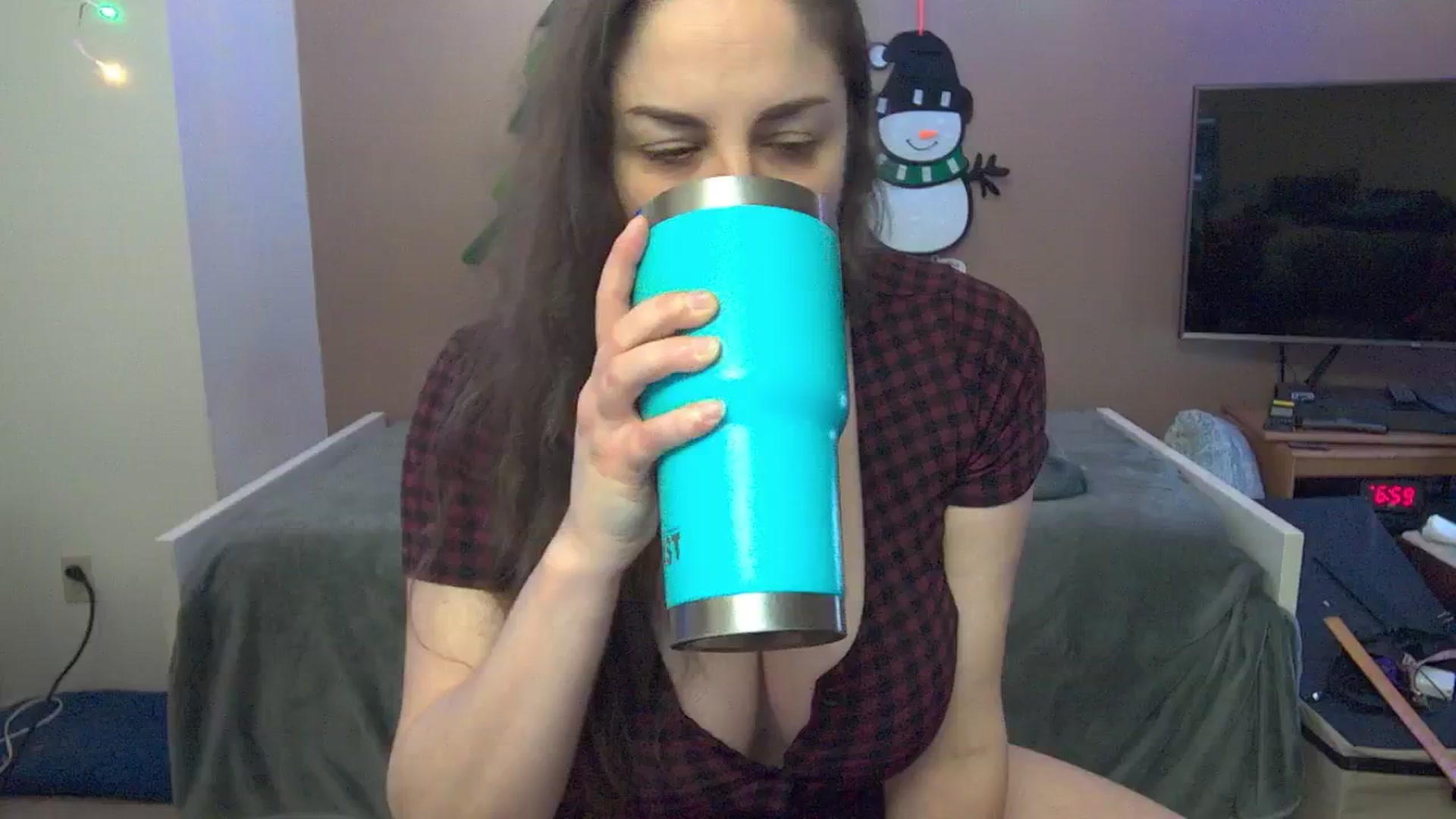 Gallery image thumbnail from Mandy_Rose's myfreecams stream on, 12/16/2024, 03:34 image 4 of 20