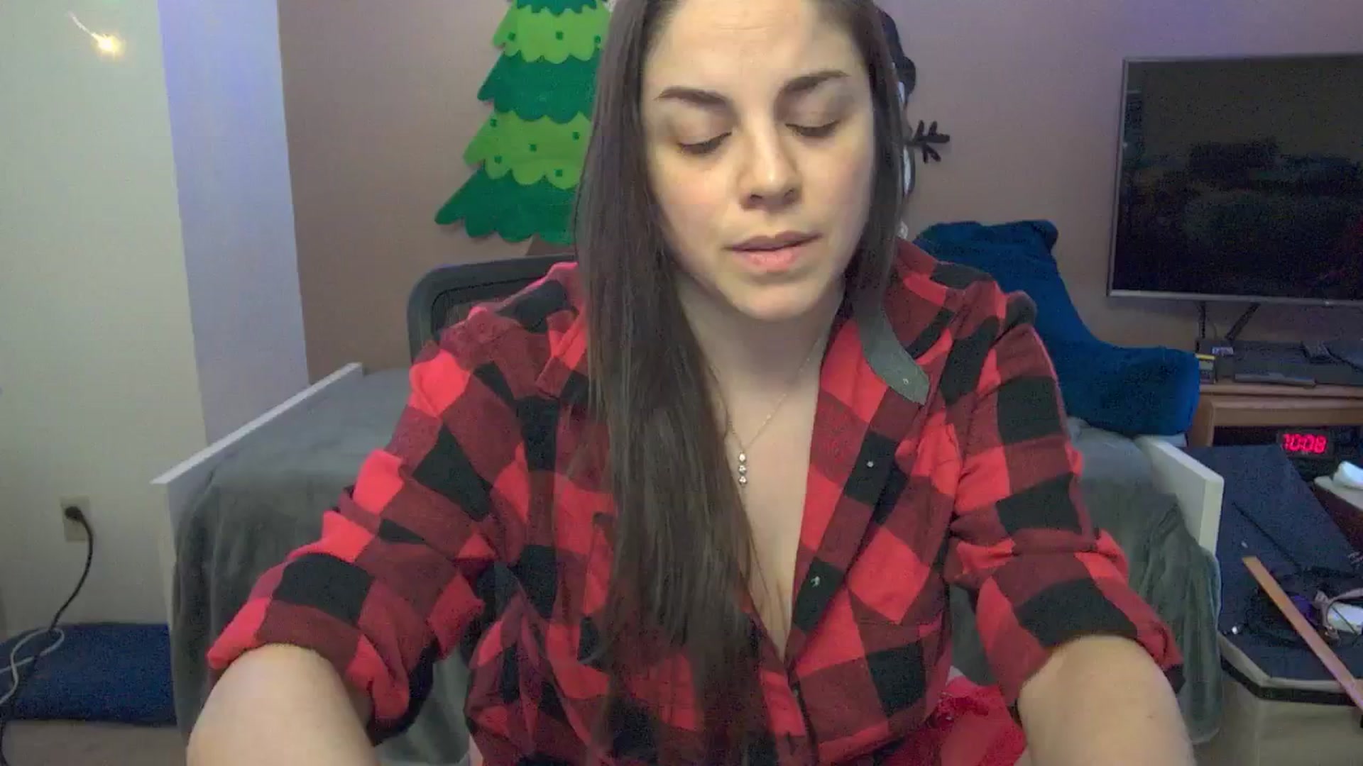 Gallery image thumbnail from Mandy_Rose's myfreecams stream on, 12/16/2024, 06:12 image 20 of 20