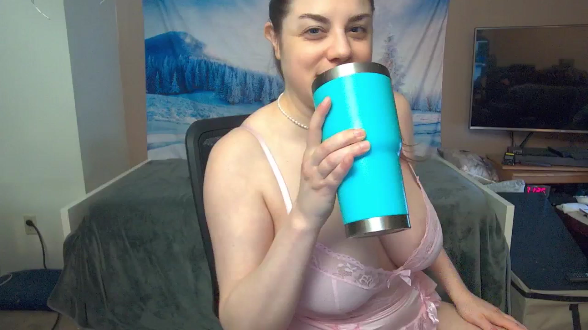 Gallery image thumbnail from Mandy_Rose's myfreecams stream on, 02/25/2025, 07:36 image 10 of 20