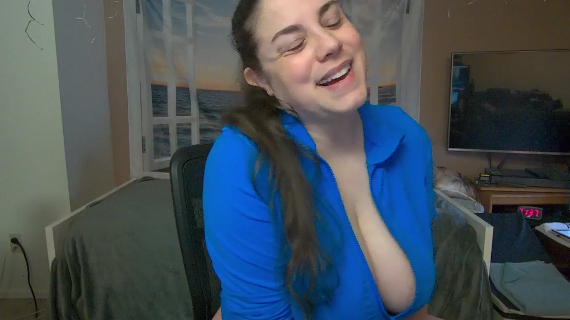 Gallery image thumbnail from Mandy_Rose's myfreecams stream on, 08/07/2025, 06:44 image 15 of 20