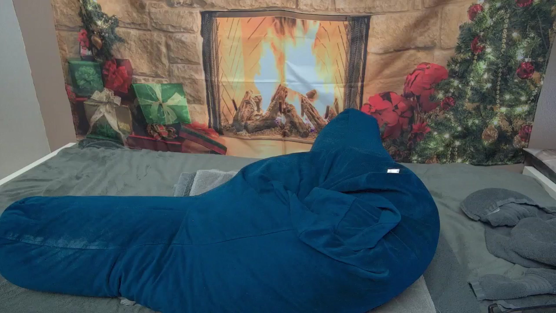 Gallery image thumbnail from Mandy_Rose's myfreecams stream on, 12/28/2025, 08:00 image 13 of 20