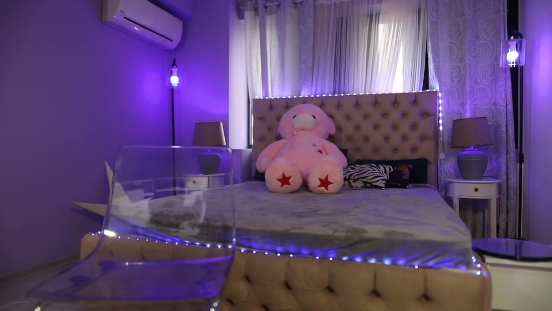Gallery image thumbnail from Mandypeas's myfreecams stream on, 02/22/2023, 11:31 image 16 of 20