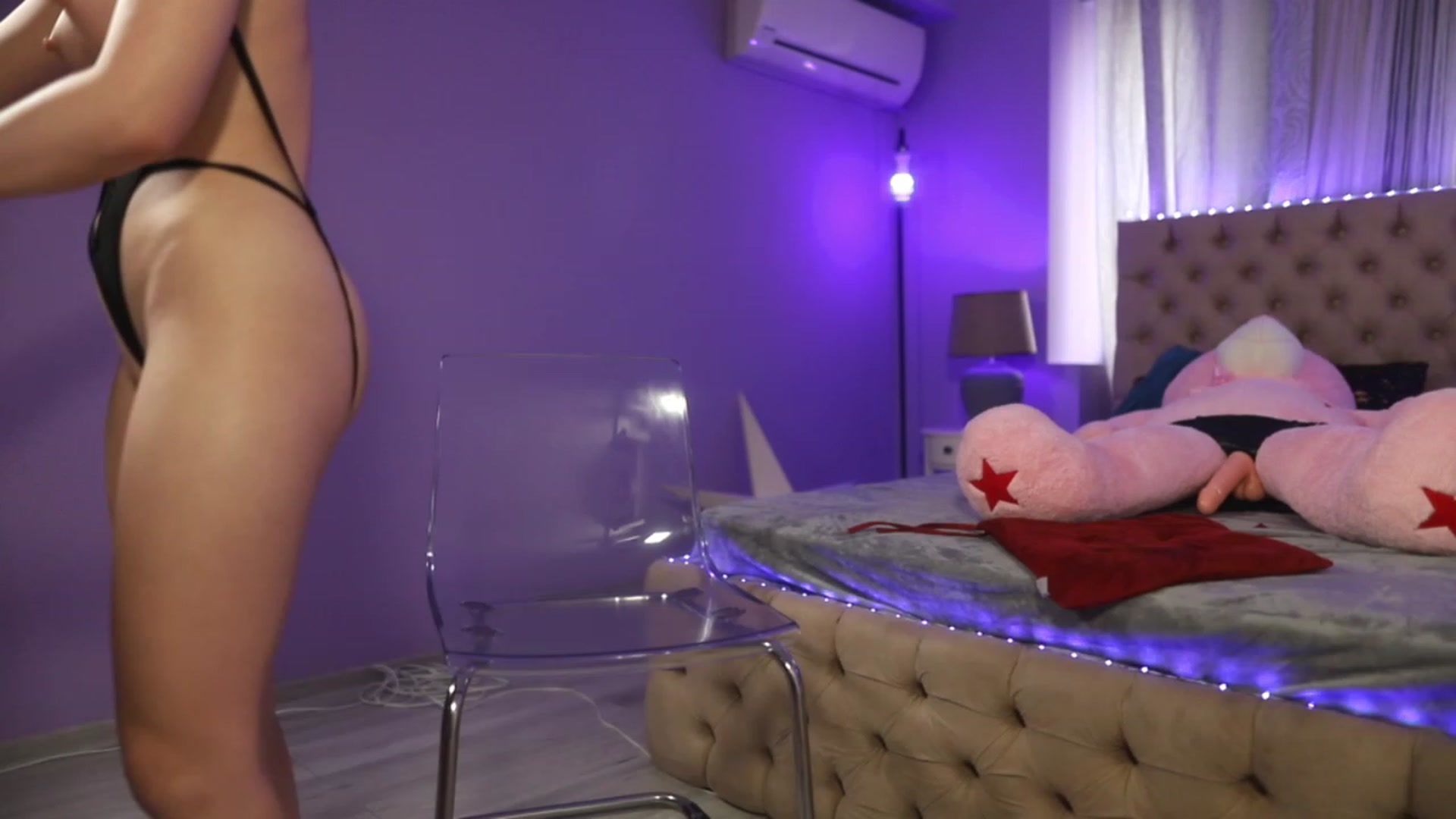 Gallery image thumbnail from Mandypeas's myfreecams stream on, 03/15/2023, 11:47 image 1 of 20
