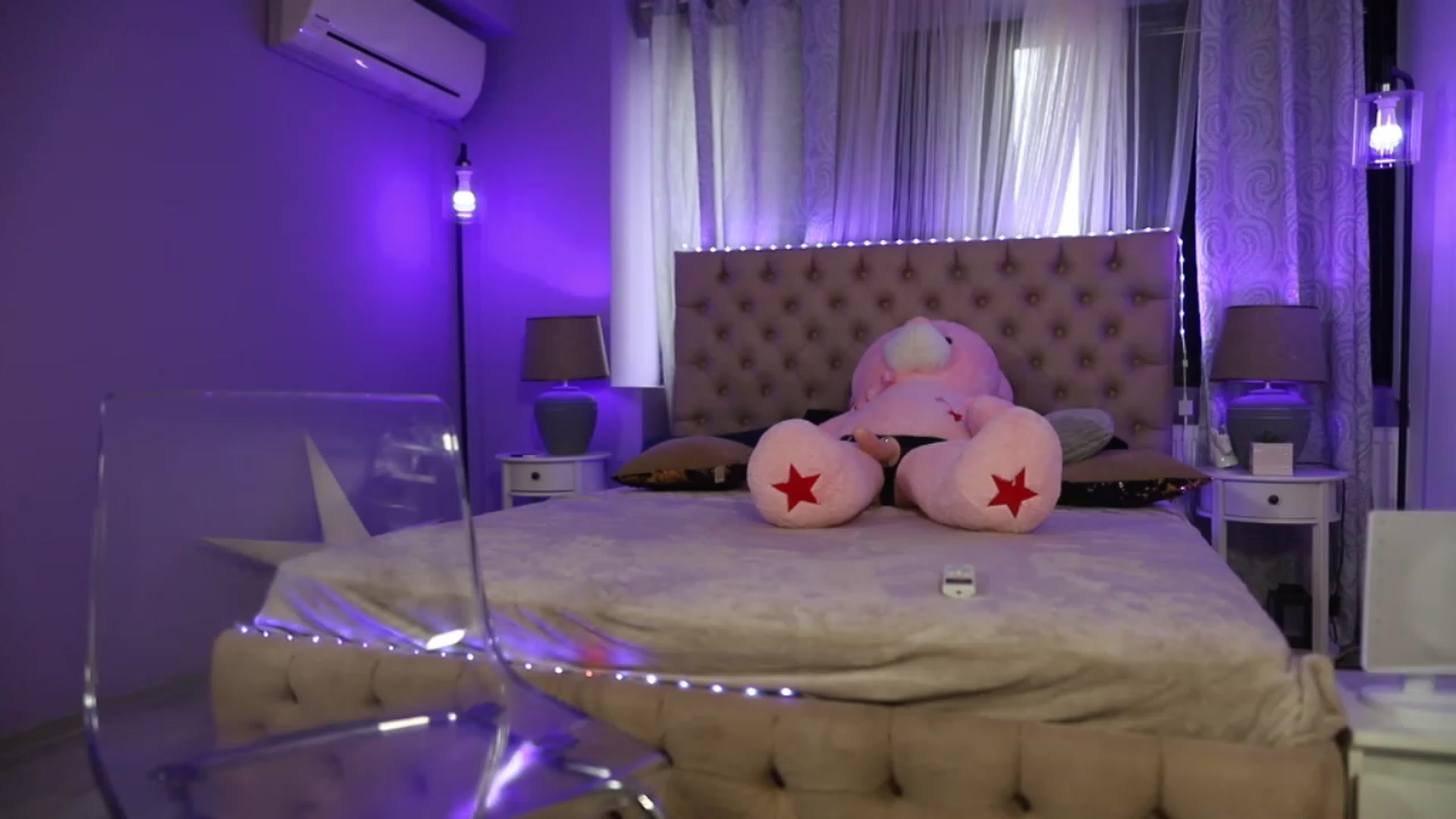 Gallery image thumbnail from Mandypeas's myfreecams stream on, 05/24/2023, 08:54 image 20 of 20