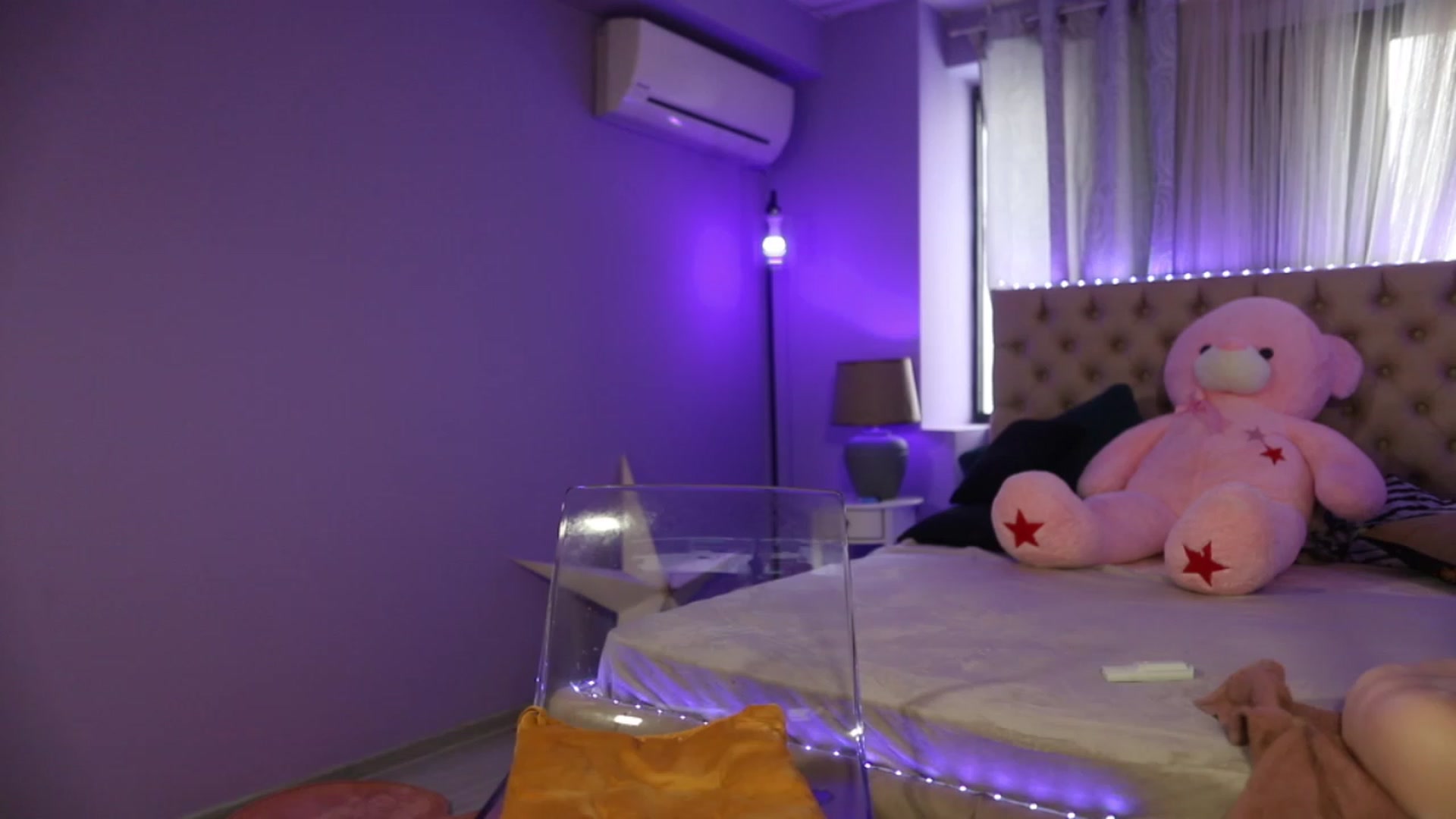 Gallery image thumbnail from Mandypeas's myfreecams stream on, 06/15/2023, 10:55 image 14 of 20