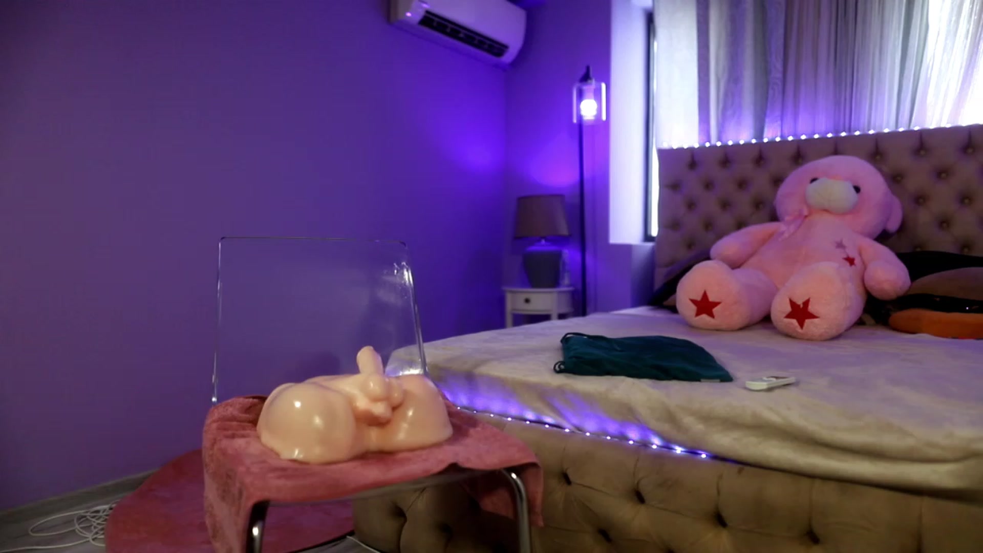 Gallery image thumbnail from Mandypeas's myfreecams stream on, 07/12/2023, 12:03 image 8 of 20