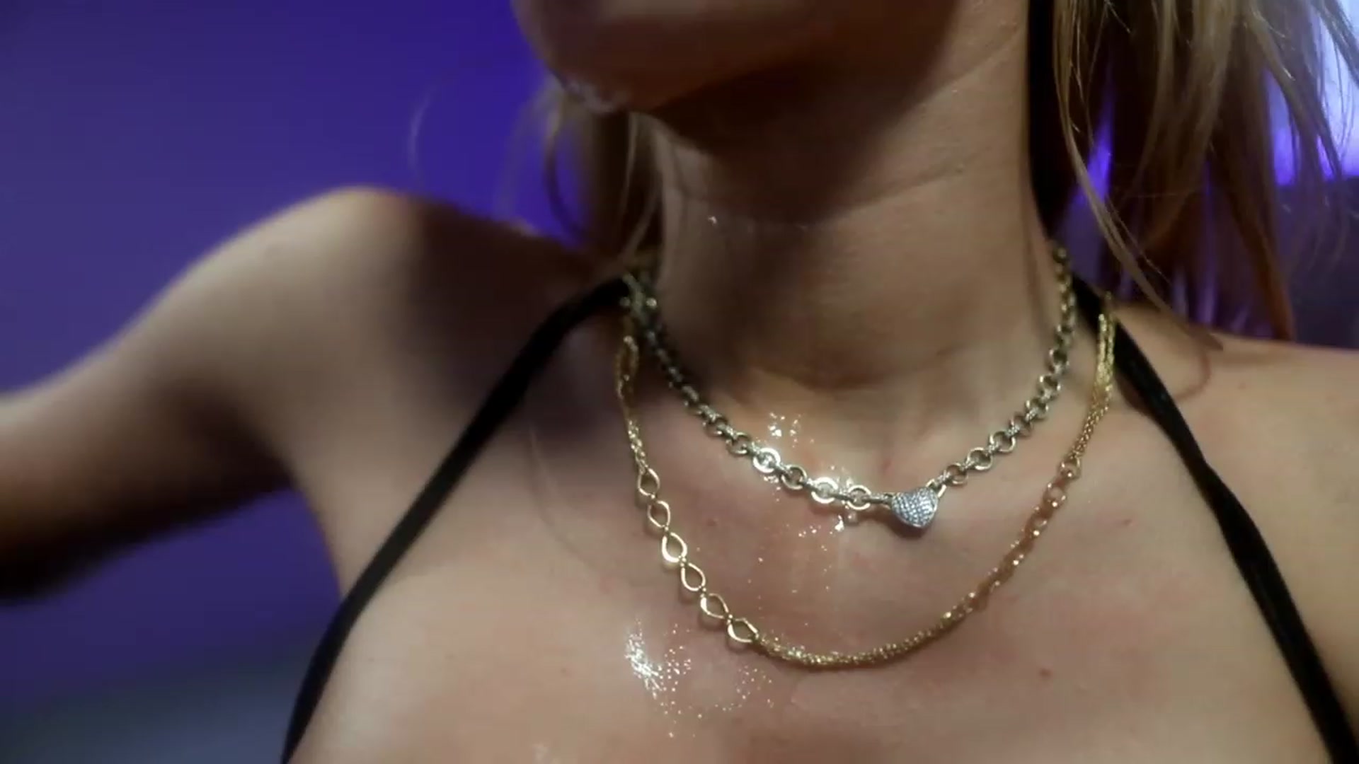 Gallery image thumbnail from Mandypeas's myfreecams stream on, 10/18/2023, 10:47 image 14 of 20