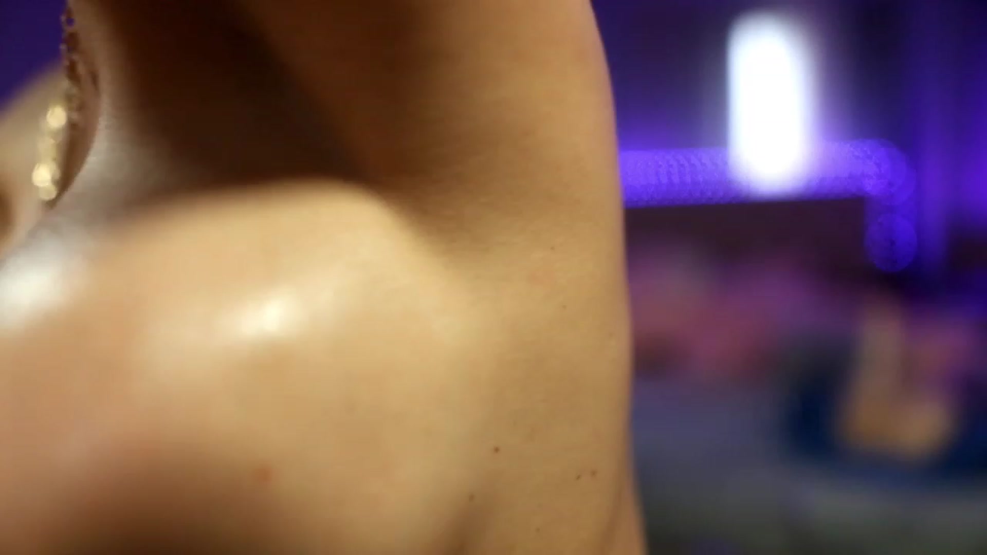 Gallery image thumbnail from Mandypeas's myfreecams stream on, 01/28/2024, 10:51 image 12 of 20