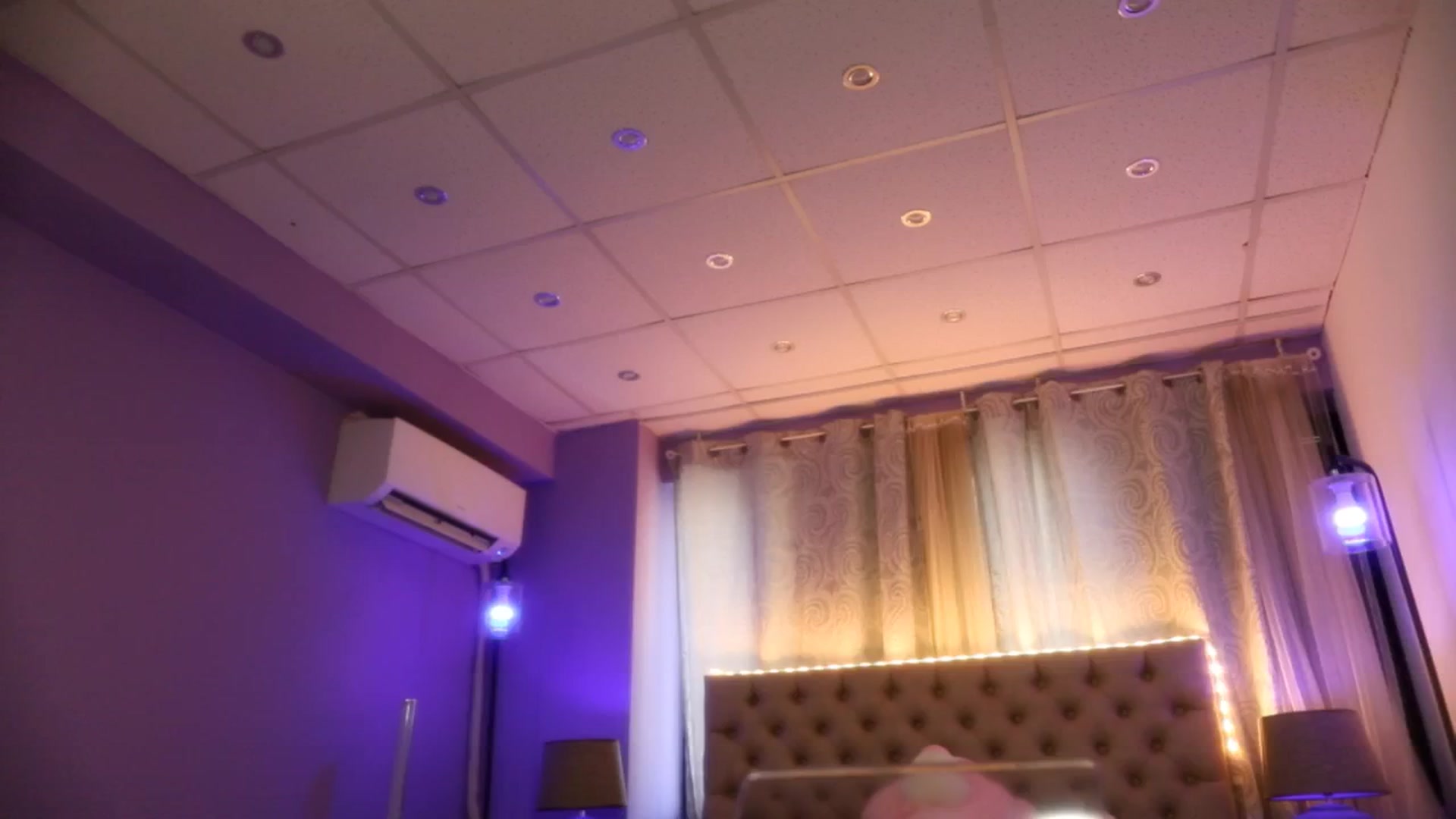 Gallery image thumbnail from Mandypeas's myfreecams stream on, 07/17/2024, 10:05 image 1 of 20
