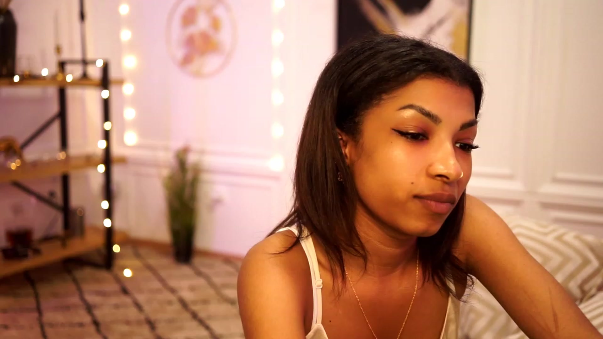 Gallery image thumbnail from Manelikpearce's myfreecams stream on, 04/12/2023, 20:35 image 1 of 20