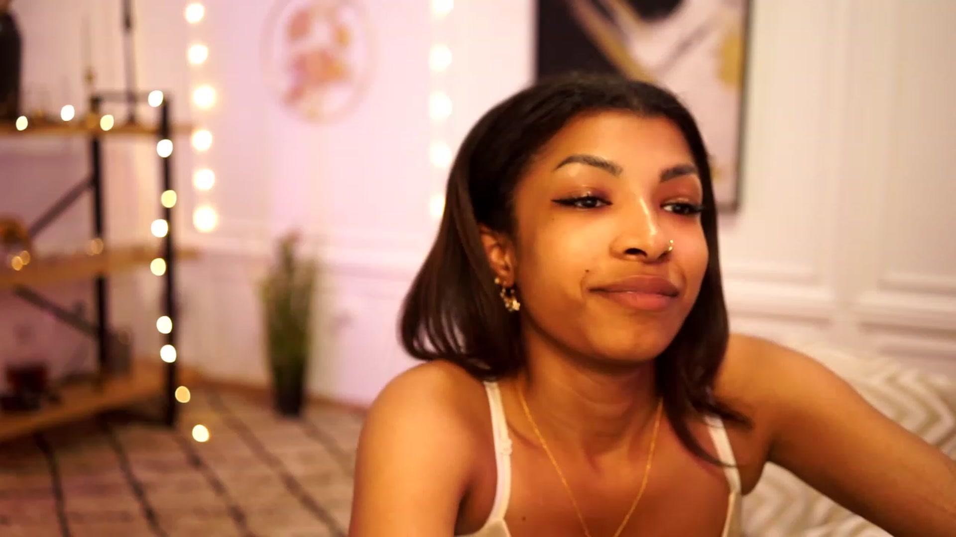 Gallery image thumbnail from Manelikpearce's myfreecams stream on, 04/12/2023, 20:35 image 4 of 20