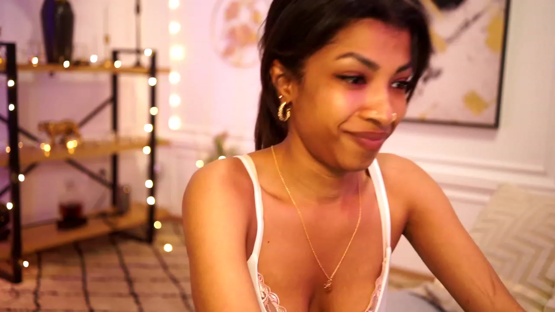 Gallery image thumbnail from Manelikpearce's myfreecams stream on, 04/19/2023, 17:01 image 16 of 20