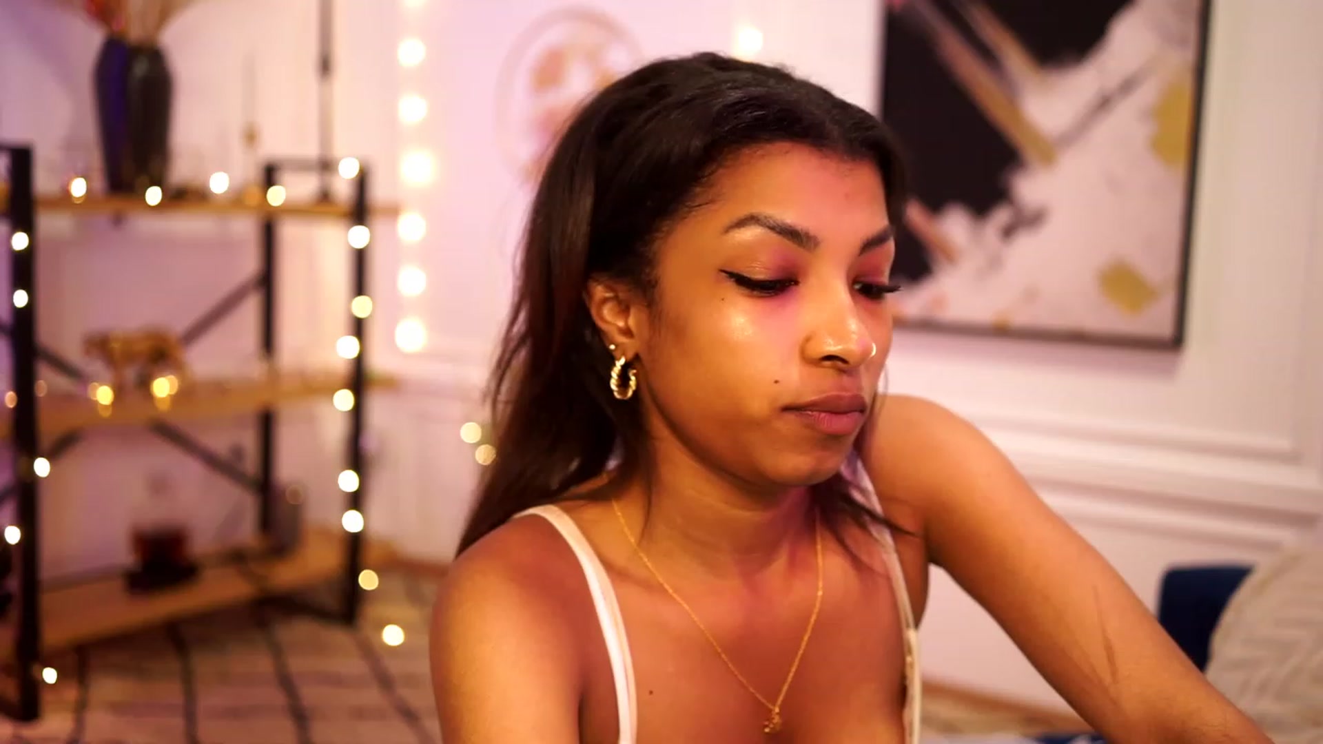 Gallery image thumbnail from Manelikpearce's myfreecams stream on, 04/19/2023, 19:29 image 15 of 20