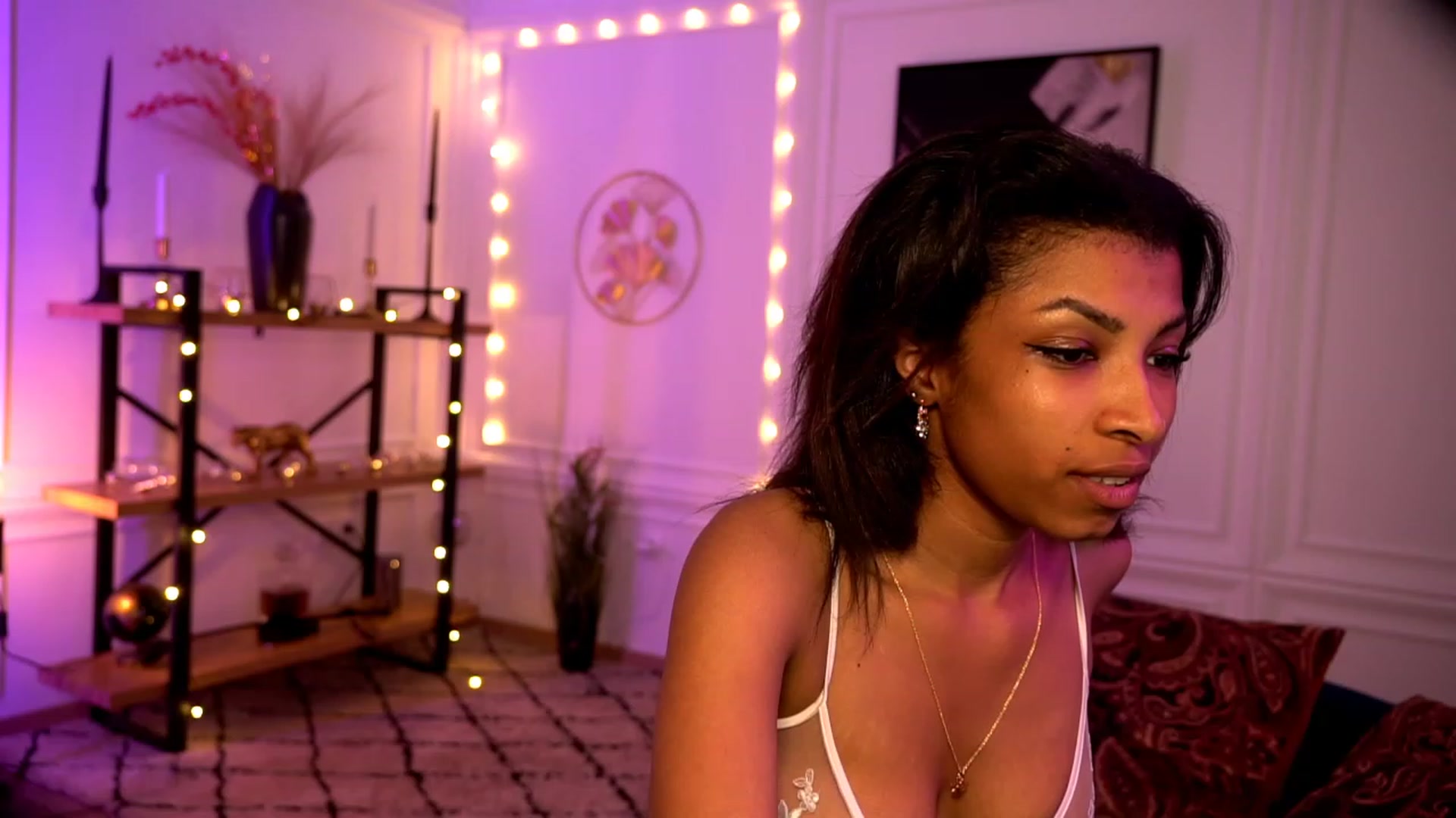 Gallery image thumbnail from Manelikpearce's myfreecams stream on, 05/01/2023, 22:06 image 18 of 20