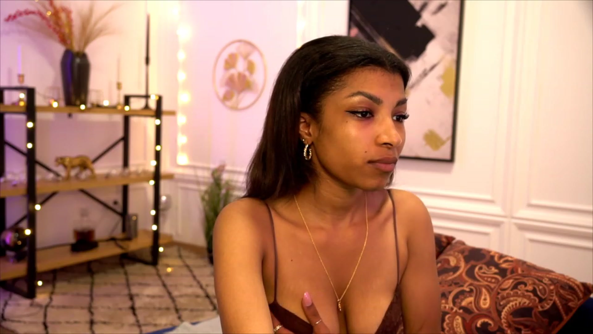 Gallery image thumbnail from Manelikpearce's myfreecams stream on, 05/07/2023, 11:32 image 16 of 20