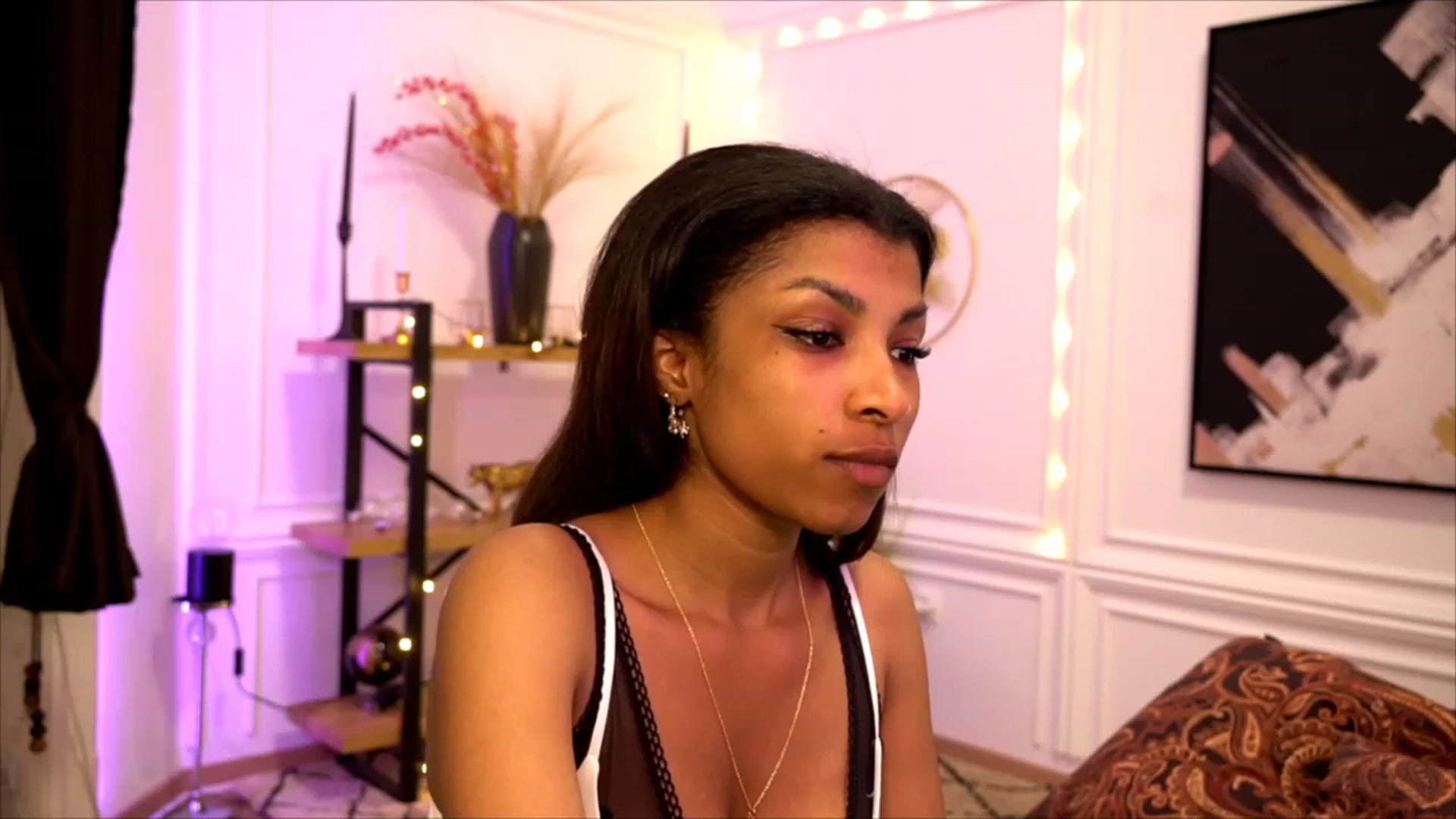 Gallery image thumbnail from Manelikpearce's myfreecams stream on, 05/08/2023, 18:00 image 2 of 20