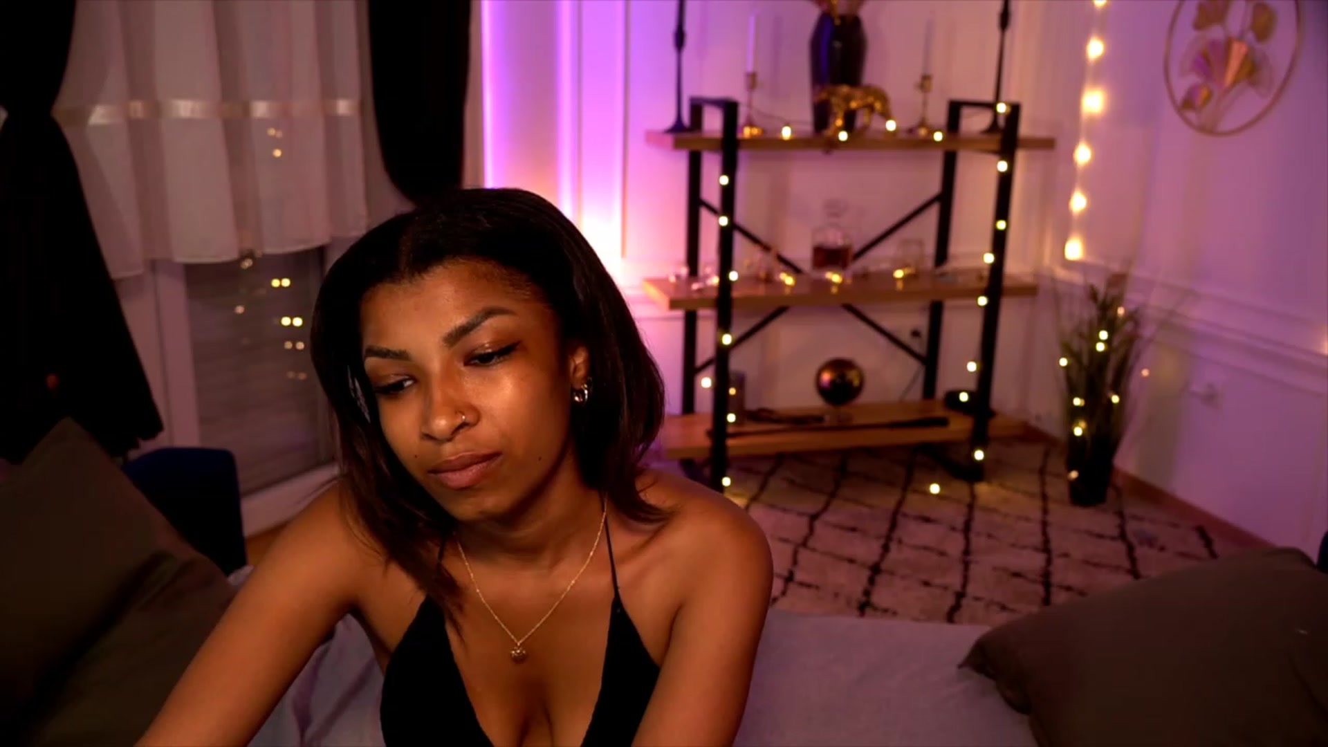 Gallery image thumbnail from Manelikpearce's myfreecams stream on, 05/27/2023, 18:54 image 15 of 20