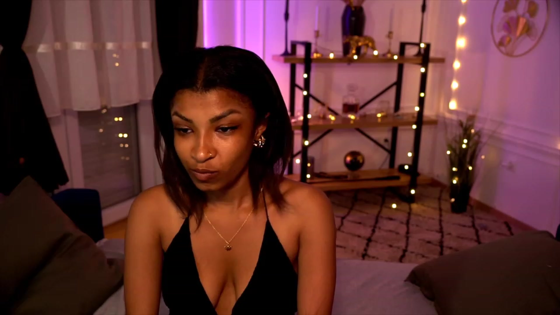 Gallery image thumbnail from Manelikpearce's myfreecams stream on, 05/27/2023, 18:54 image 12 of 20