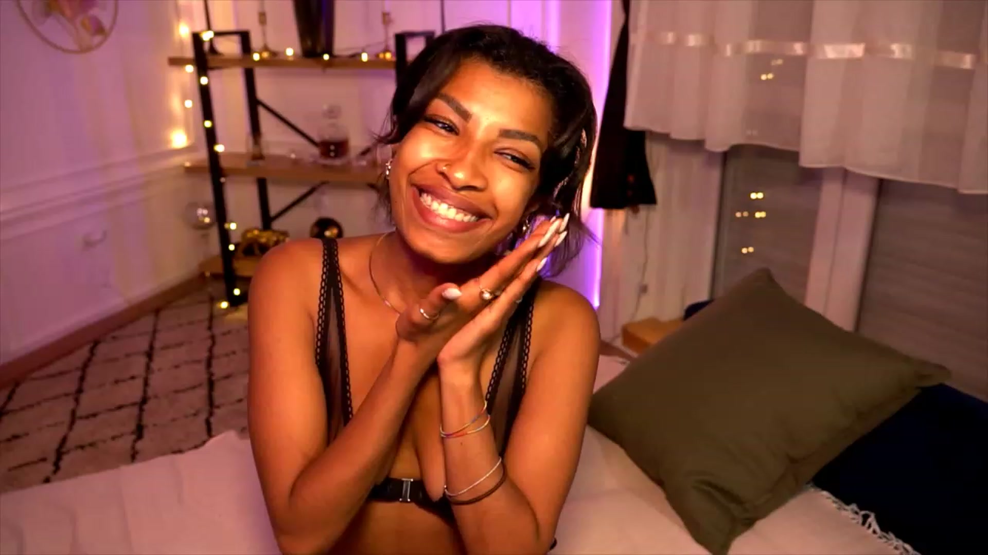 Gallery image thumbnail from Manelikpearce's myfreecams stream on, 07/16/2023, 10:18 image 11 of 20