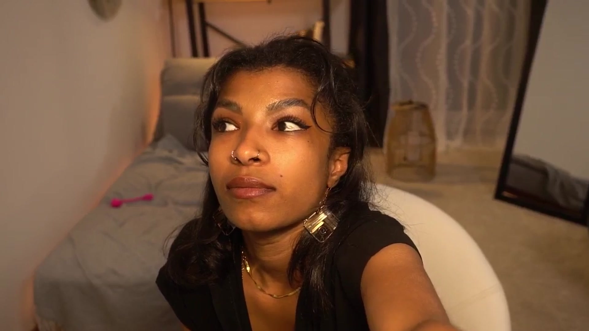 Gallery image thumbnail from Manelikpearce's myfreecams stream on, 05/05/2024, 09:39 image 4 of 20