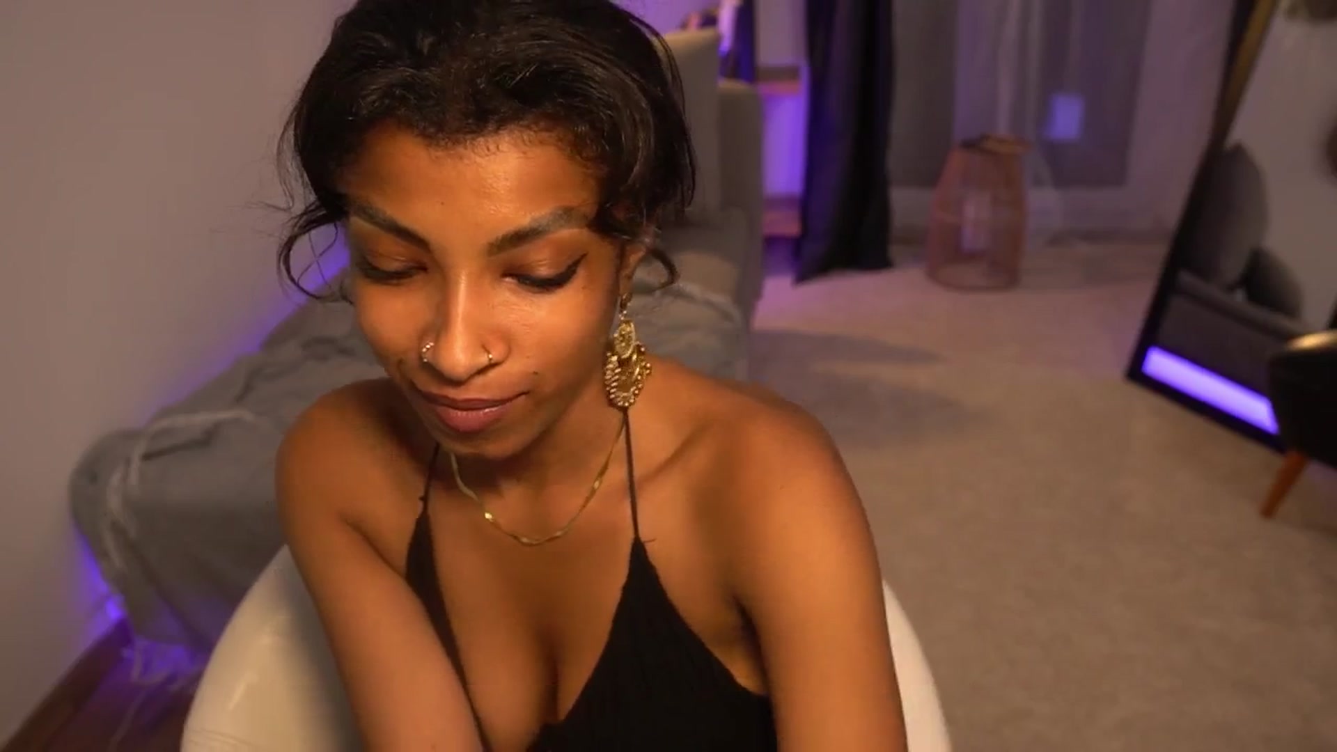 Gallery image thumbnail from Manelikpearce's myfreecams stream on, 05/09/2024, 18:37 image 13 of 20