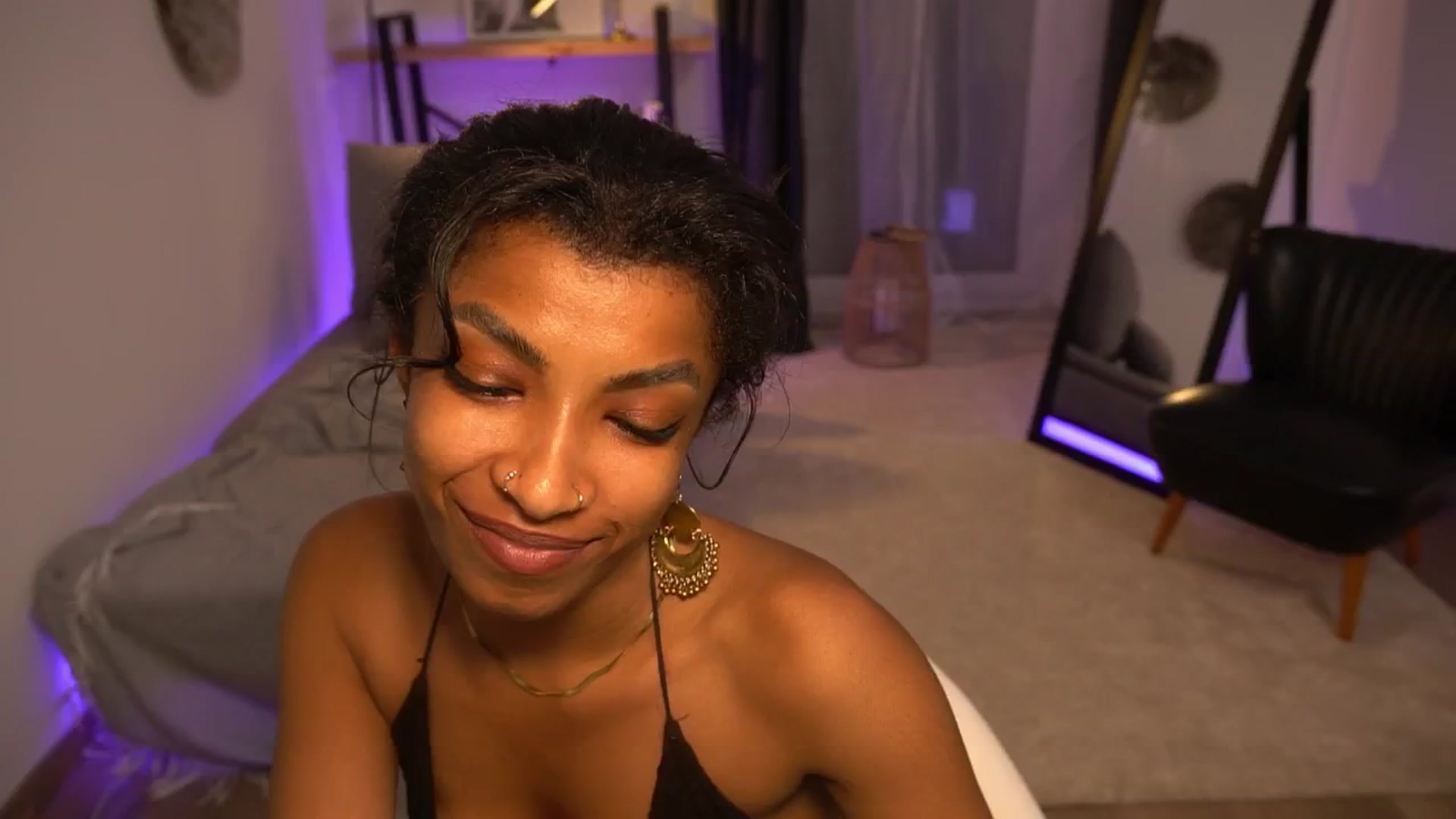 Gallery image thumbnail from Manelikpearce's myfreecams stream on, 05/09/2024, 21:07 image 17 of 20
