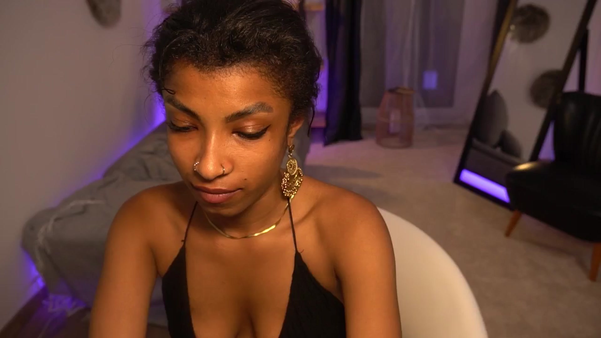 Gallery image thumbnail from Manelikpearce's myfreecams stream on, 05/09/2024, 21:07 image 14 of 20