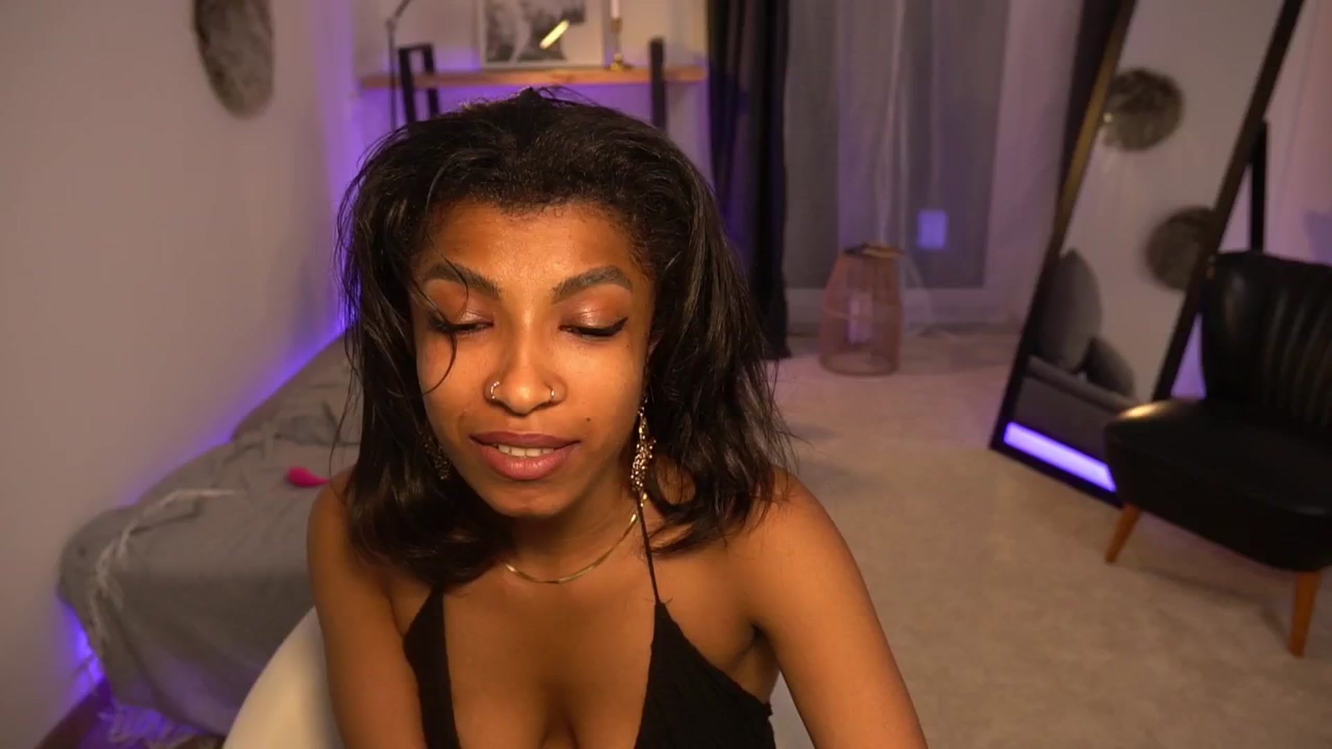 Gallery image thumbnail from Manelikpearce's myfreecams stream on, 05/09/2024, 22:07 image 14 of 20