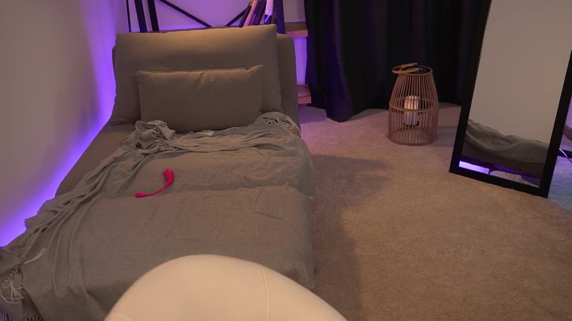 Gallery image thumbnail from Manelikpearce's myfreecams stream on, 05/10/2024, 18:05 image 20 of 20