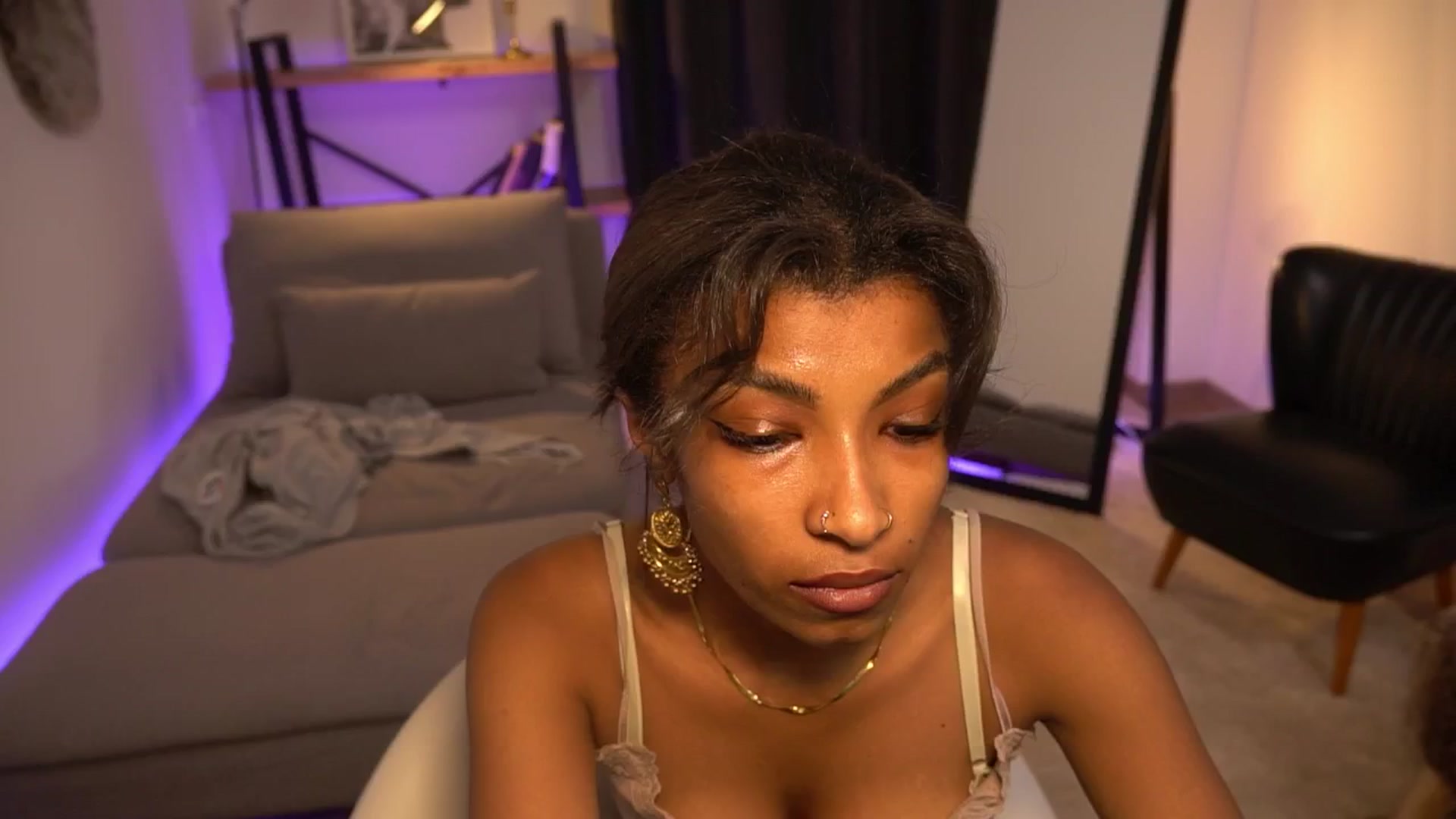 Gallery image thumbnail from Manelikpearce's myfreecams stream on, 05/11/2024, 09:44 image 1 of 20
