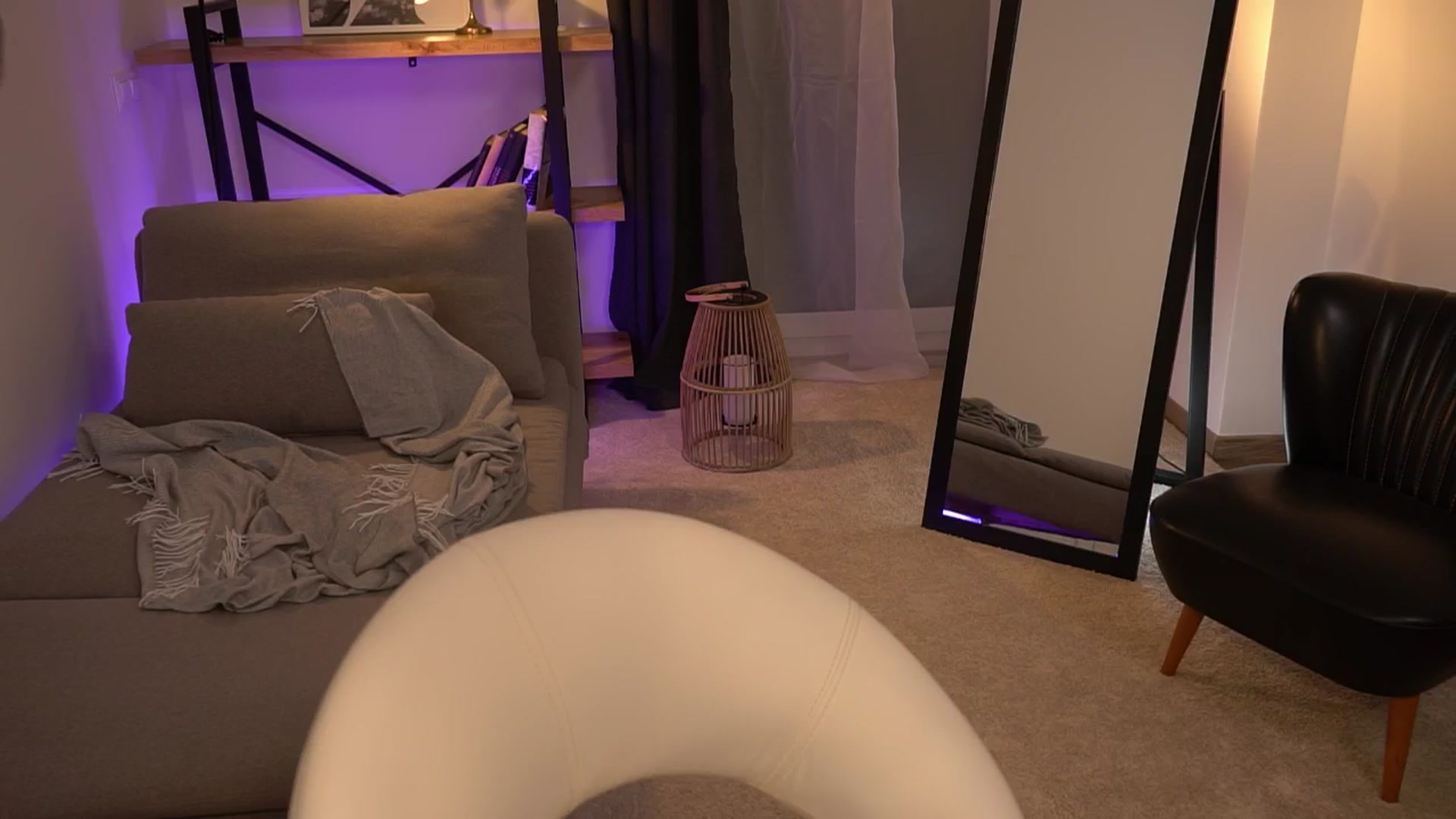 Gallery image thumbnail from Manelikpearce's myfreecams stream on, 05/18/2024, 17:43 image 4 of 20