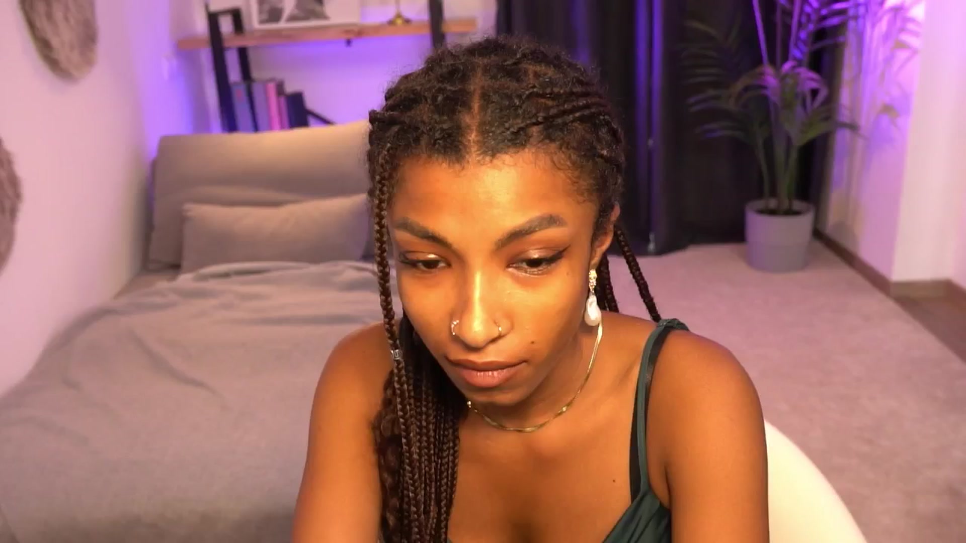 Gallery image thumbnail from Manelikpearce's myfreecams stream on, 08/08/2024, 11:37 image 17 of 20