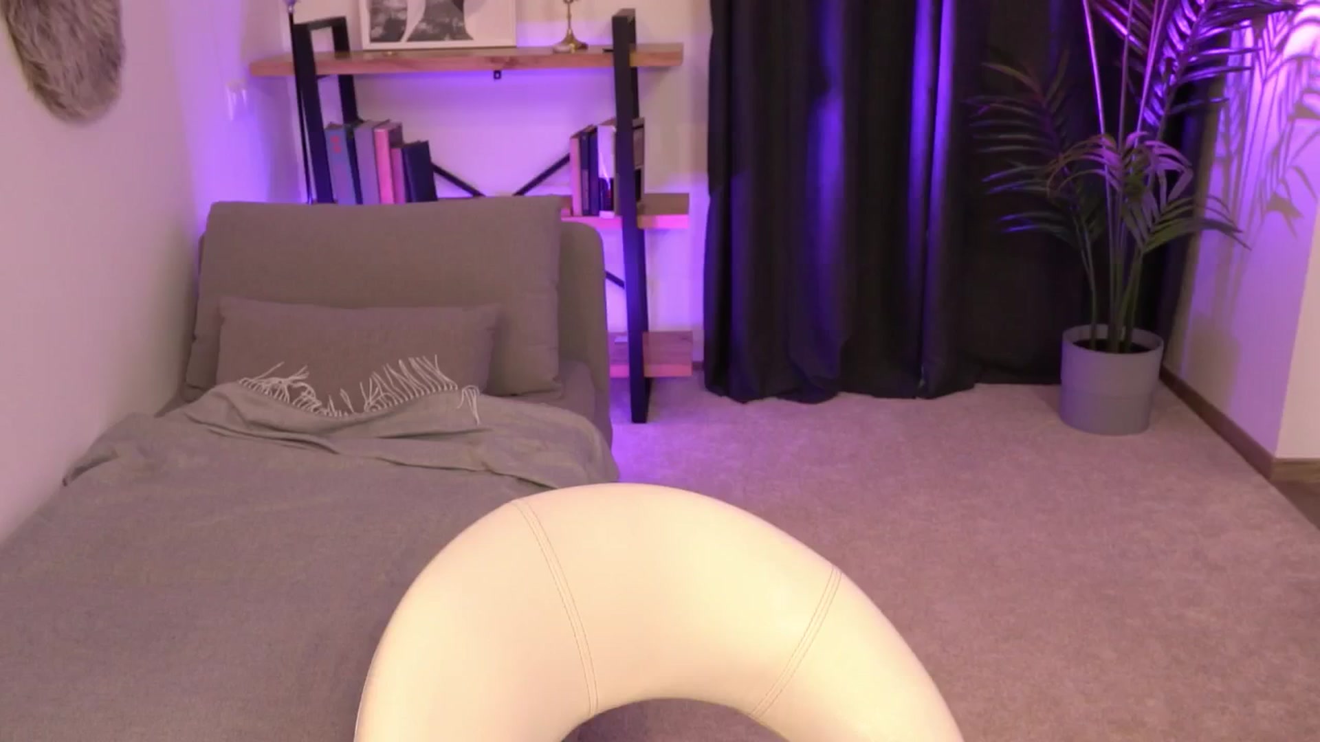 Gallery image thumbnail from Manelikpearce's myfreecams stream on, 08/09/2024, 18:33 image 6 of 20