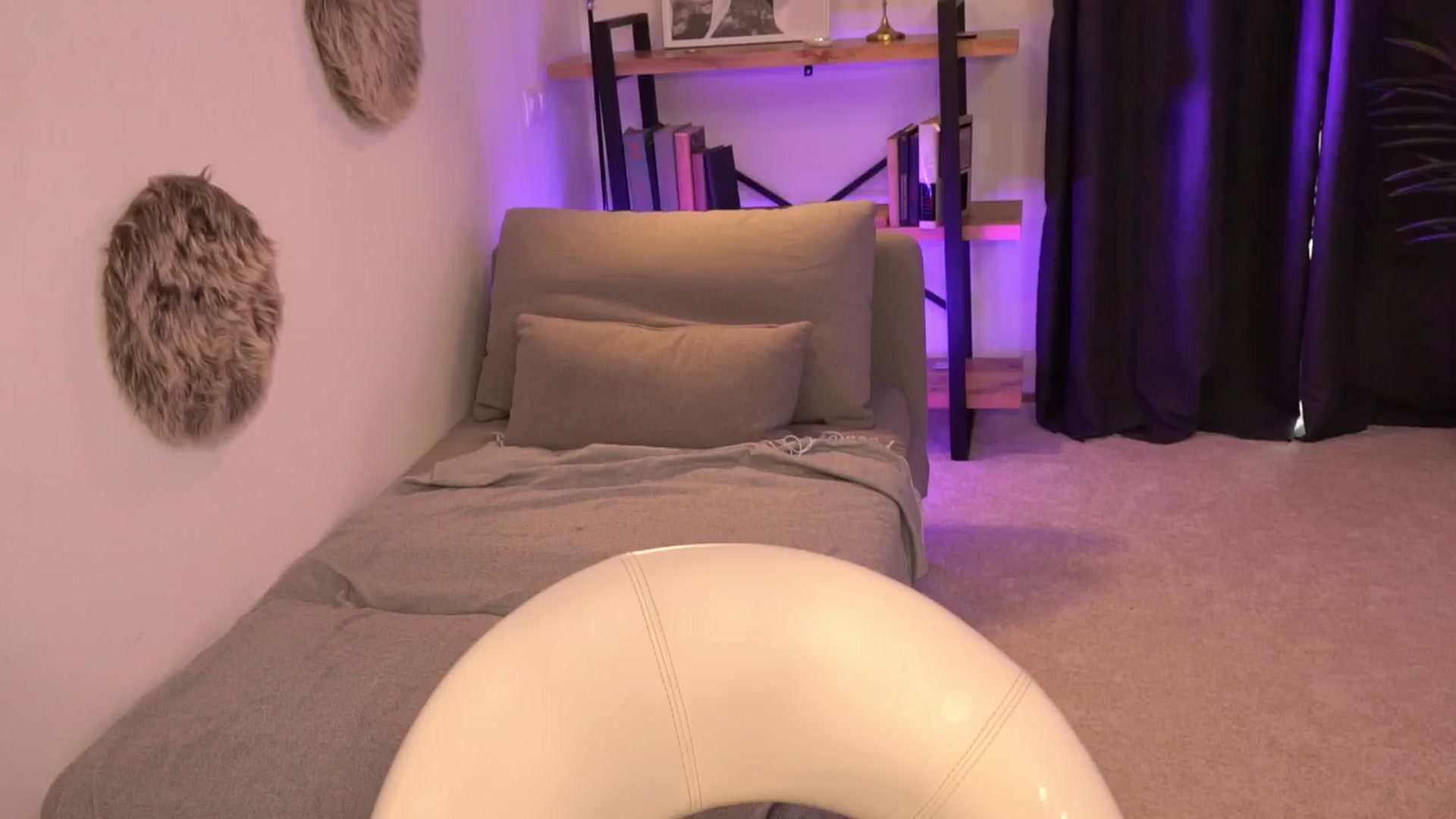 Gallery image thumbnail from Manelikpearce's myfreecams stream on, 08/11/2024, 14:29 image 4 of 20