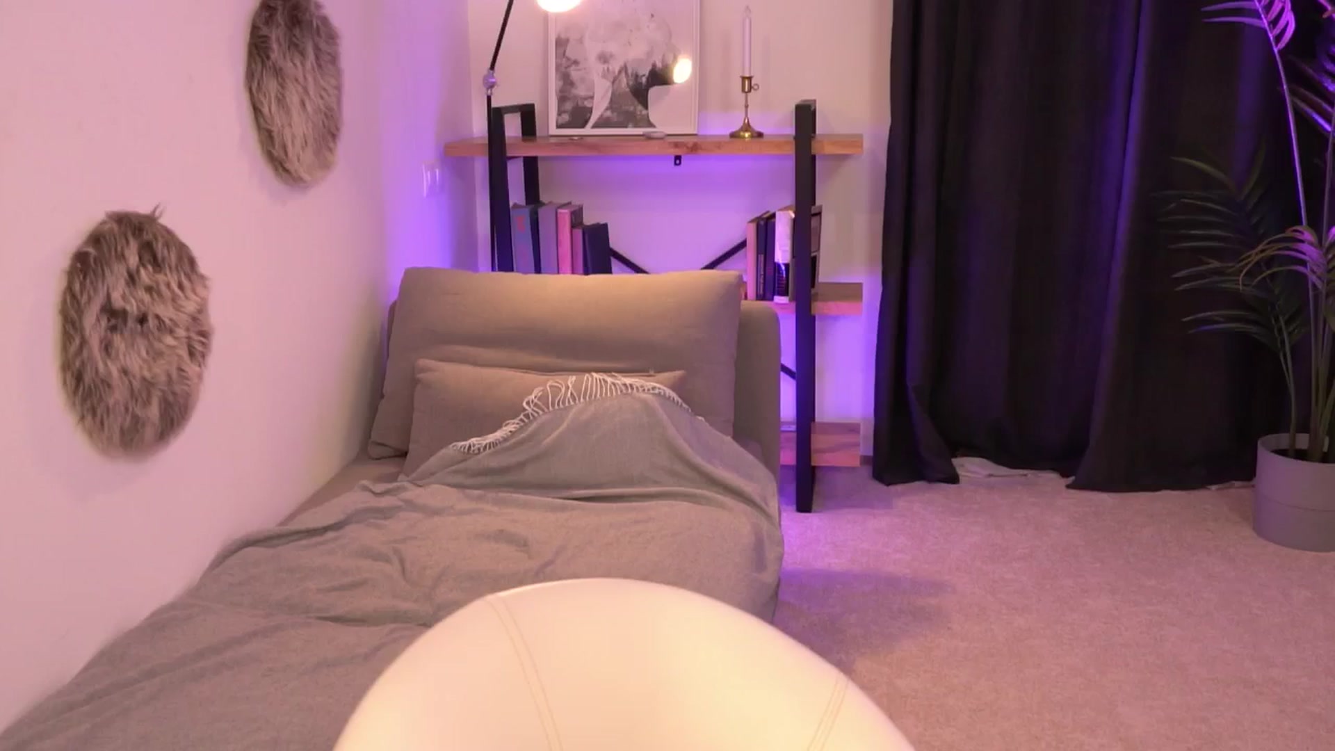 Gallery image thumbnail from Manelikpearce's myfreecams stream on, 08/14/2024, 18:41 image 14 of 20