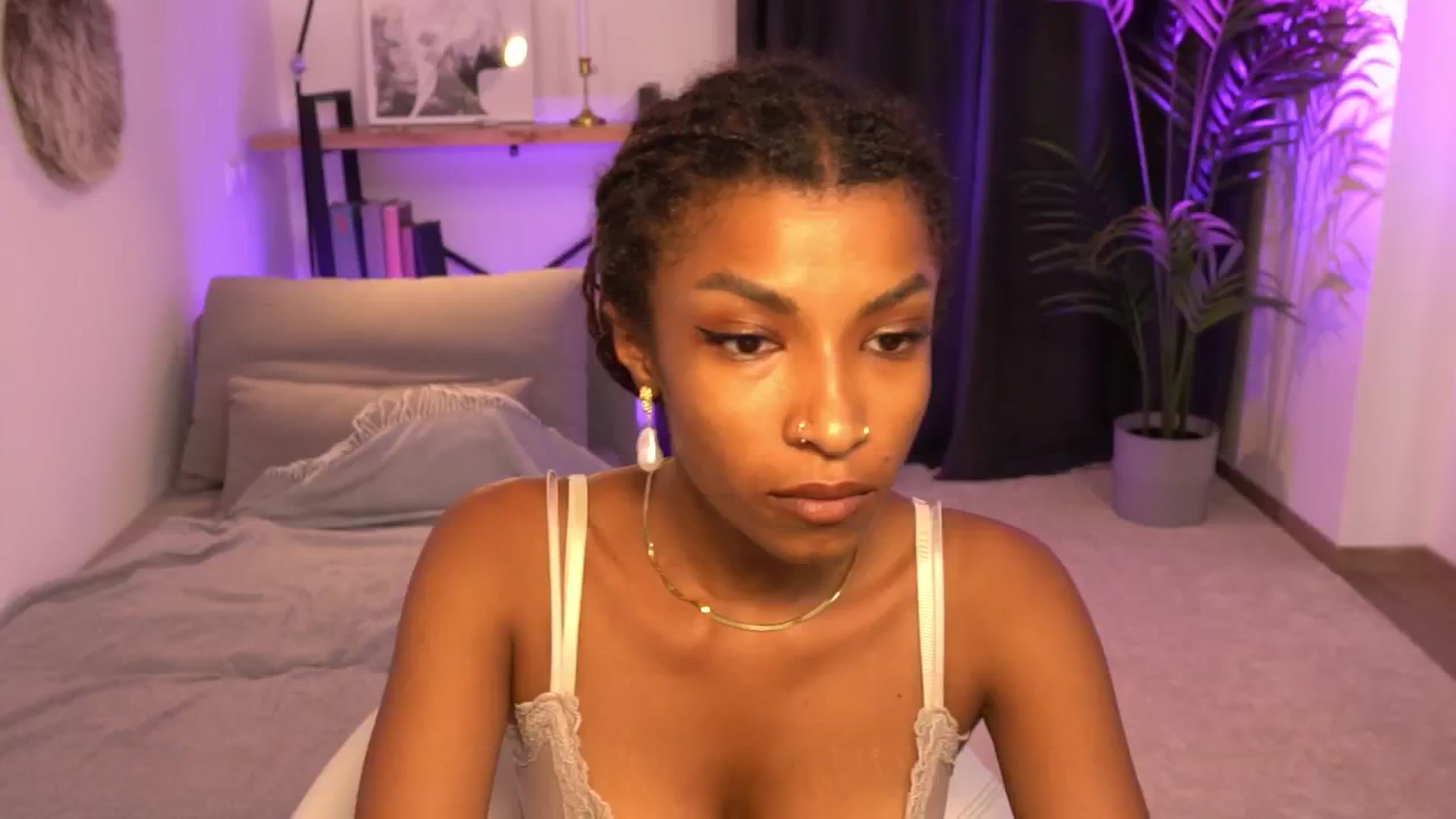 Gallery image thumbnail from Manelikpearce's myfreecams stream on, 08/14/2024, 20:29 image 2 of 20