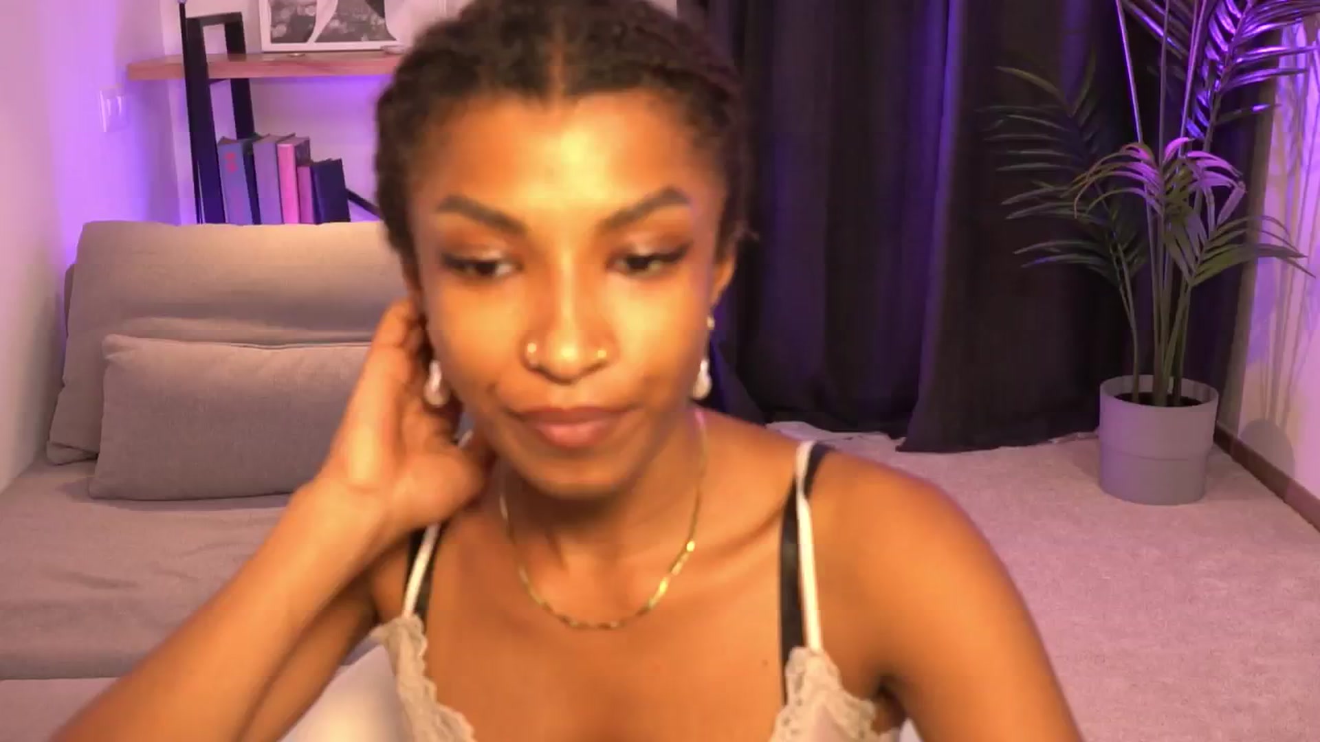 Gallery image thumbnail from Manelikpearce's myfreecams stream on, 08/14/2024, 20:29 image 8 of 20