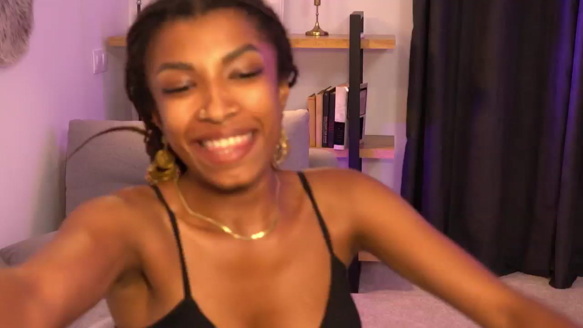 Gallery image thumbnail from Manelikpearce's myfreecams stream on, 08/24/2024, 19:56 image 6 of 20