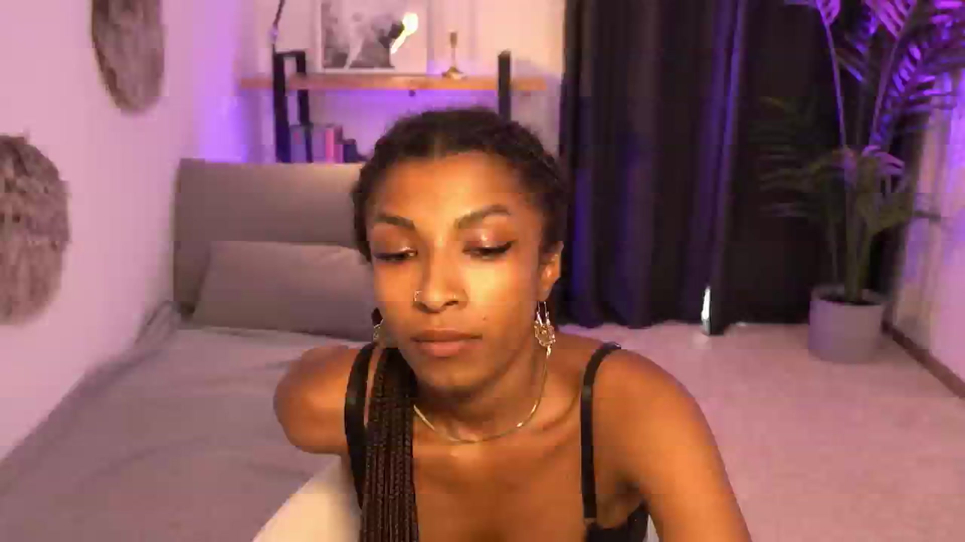 Gallery image thumbnail from Manelikpearce's myfreecams stream on, 08/27/2024, 12:06 image 4 of 20